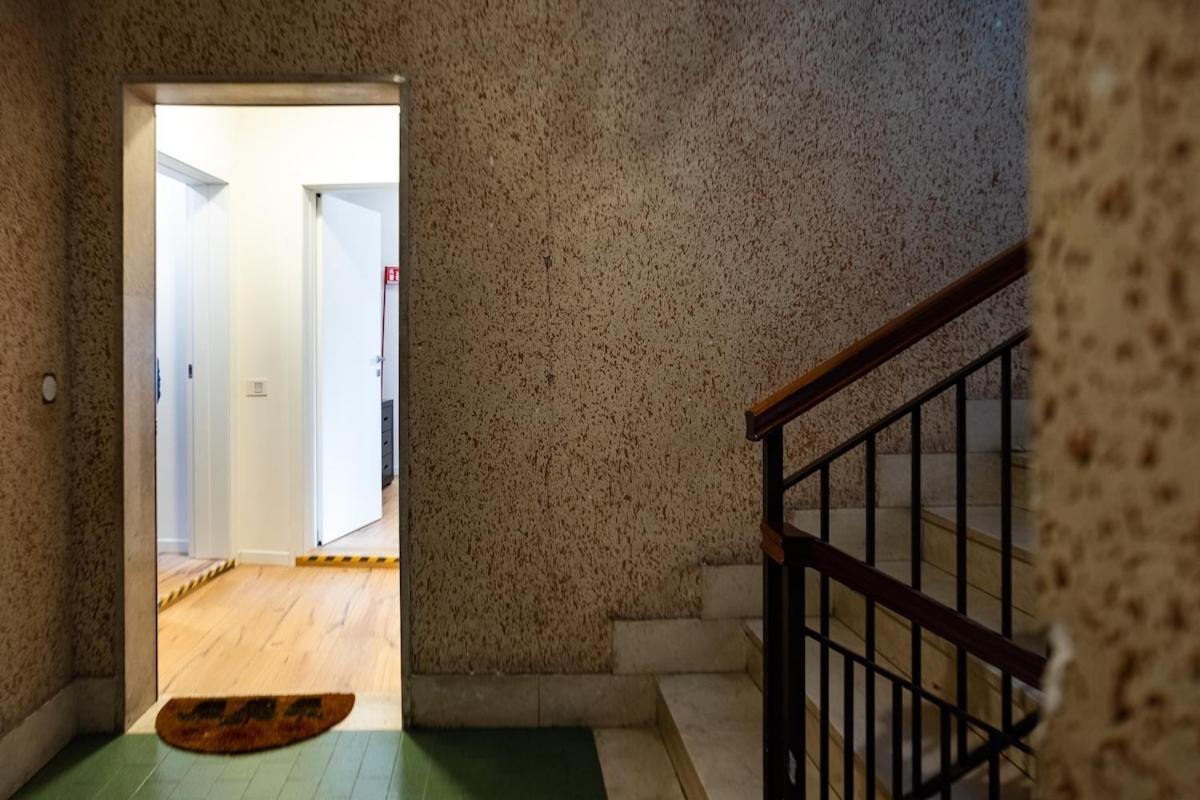 Apartment Modern Grey Flat In *