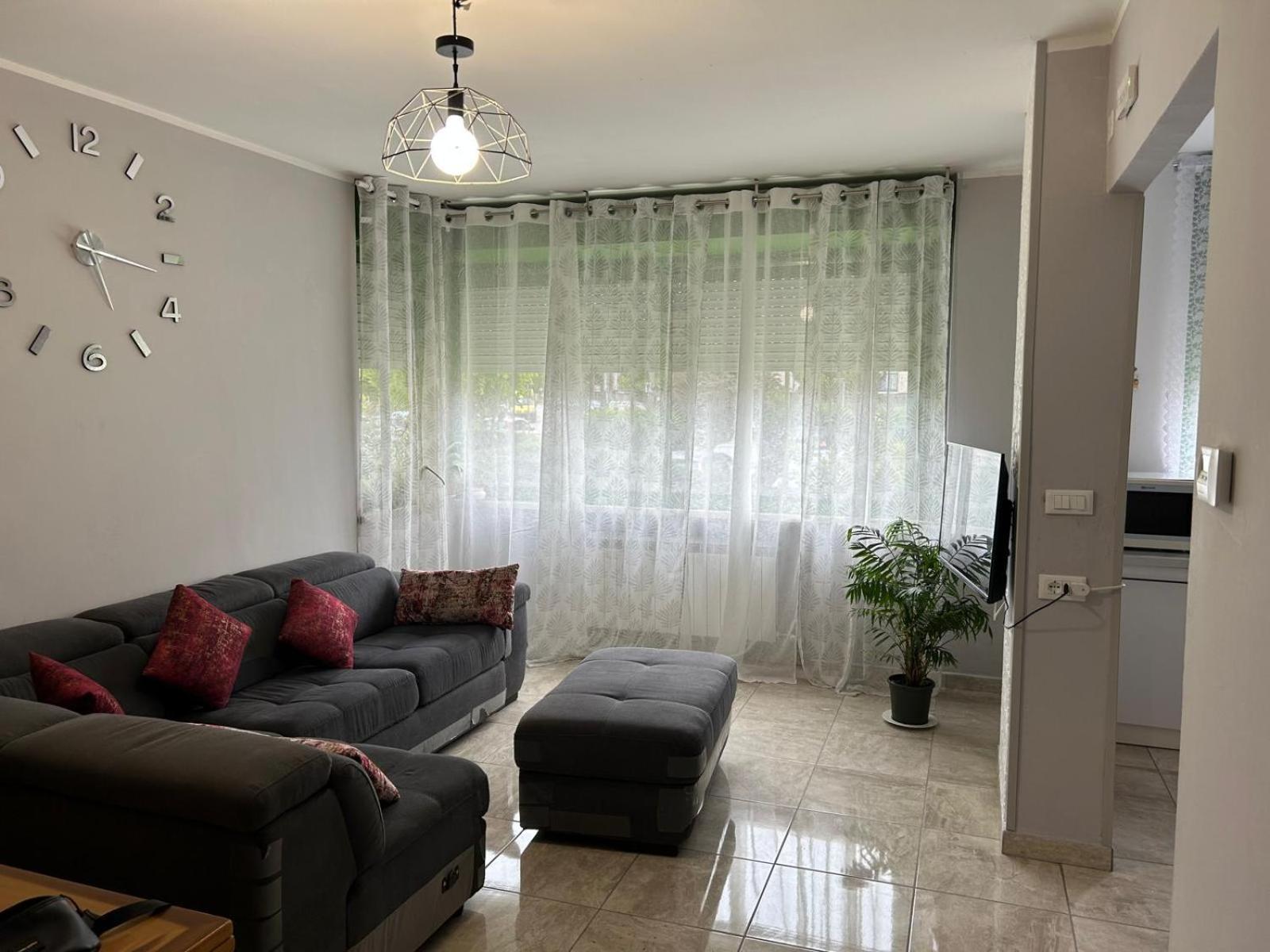 Saval Bed & Breakfast *