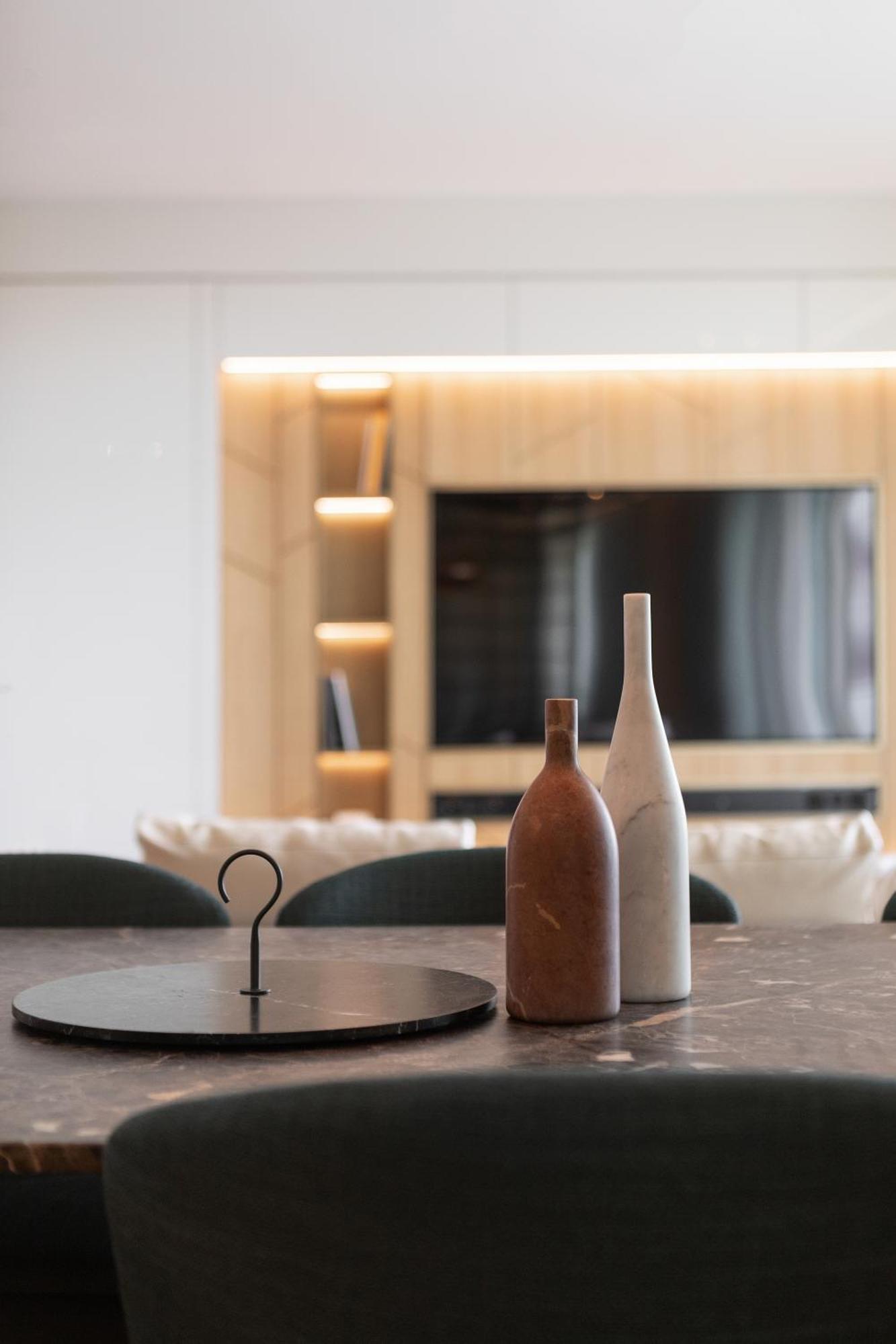 Luxury In Sweet & Cozy Hotel