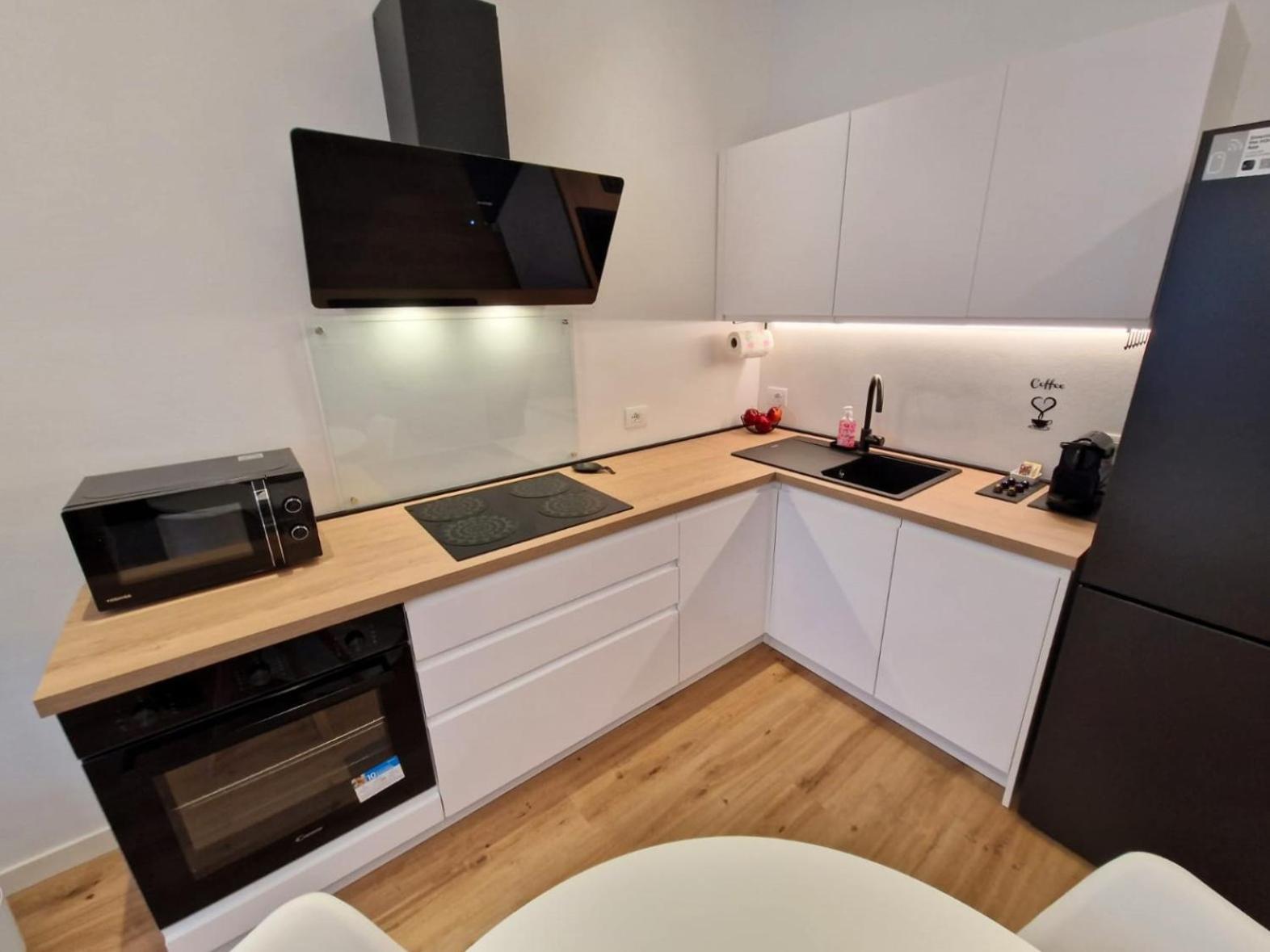 Casa Ross - Elegante E Confortevole, Recentemente Rinnovato * Verona