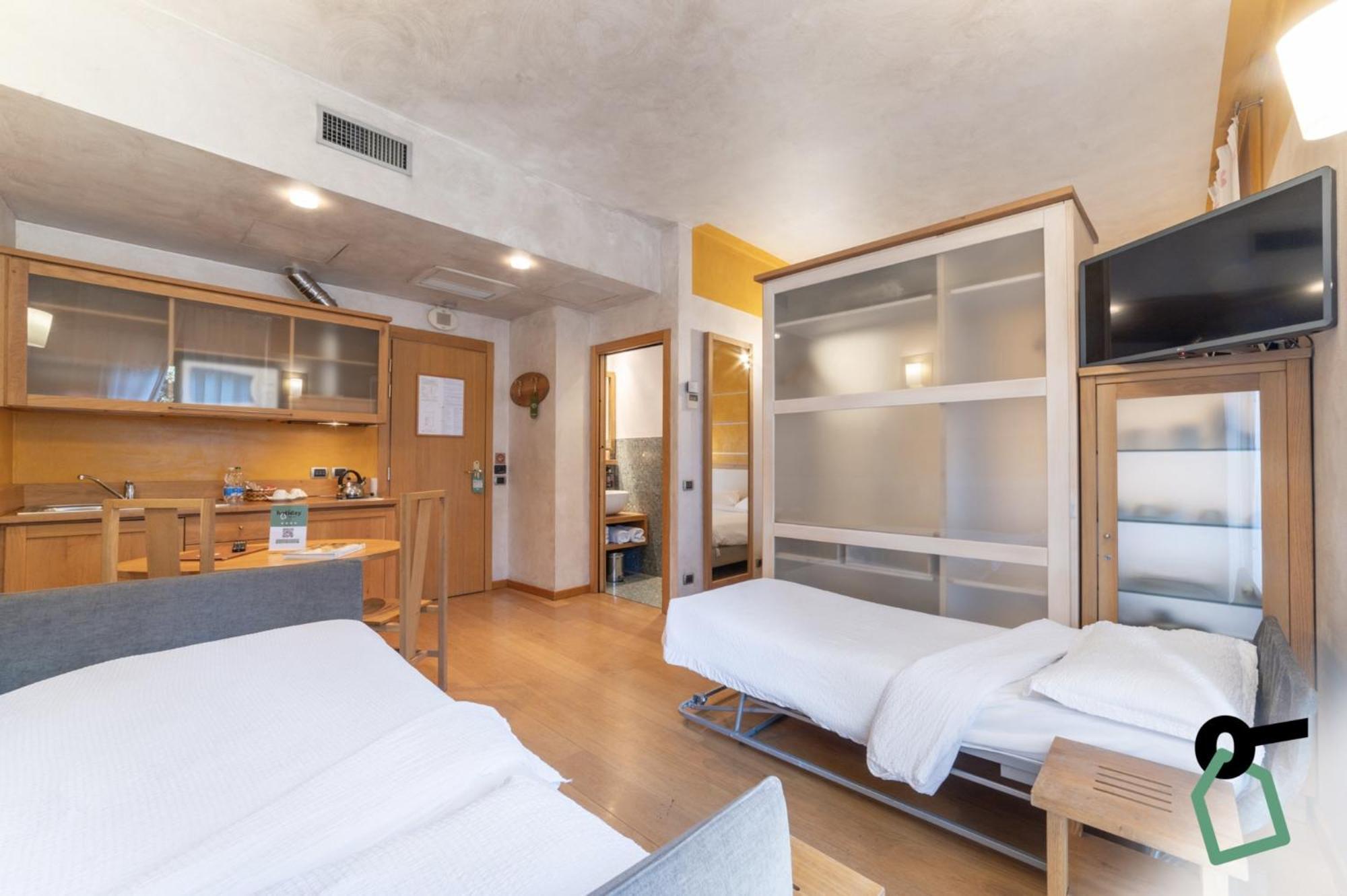 Hotiday Discovery - Hotel 4*