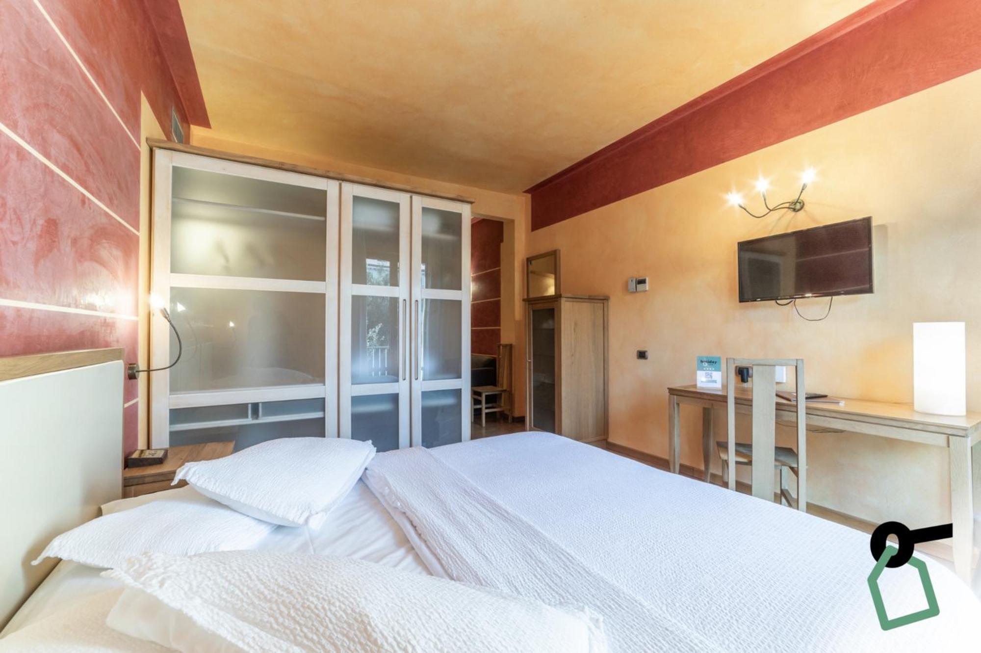 Hotiday Discovery - Hotel Verona