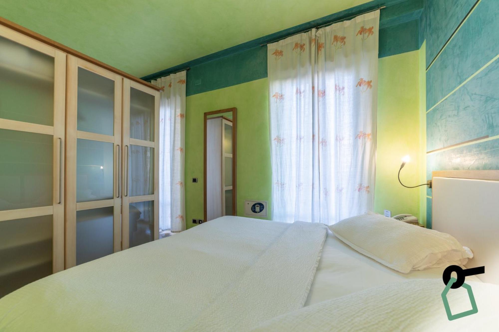 Hotiday Discovery - 4* Verona