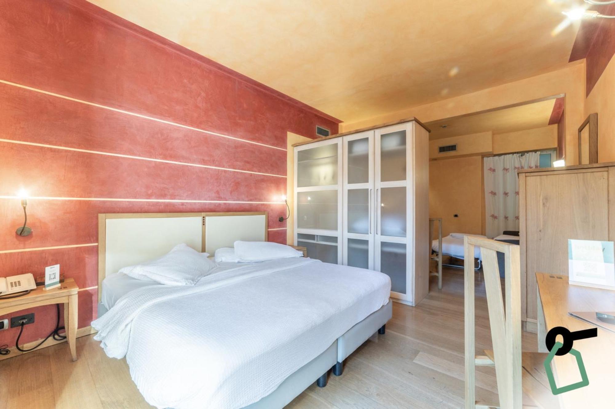 Hotiday Discovery - Hotel