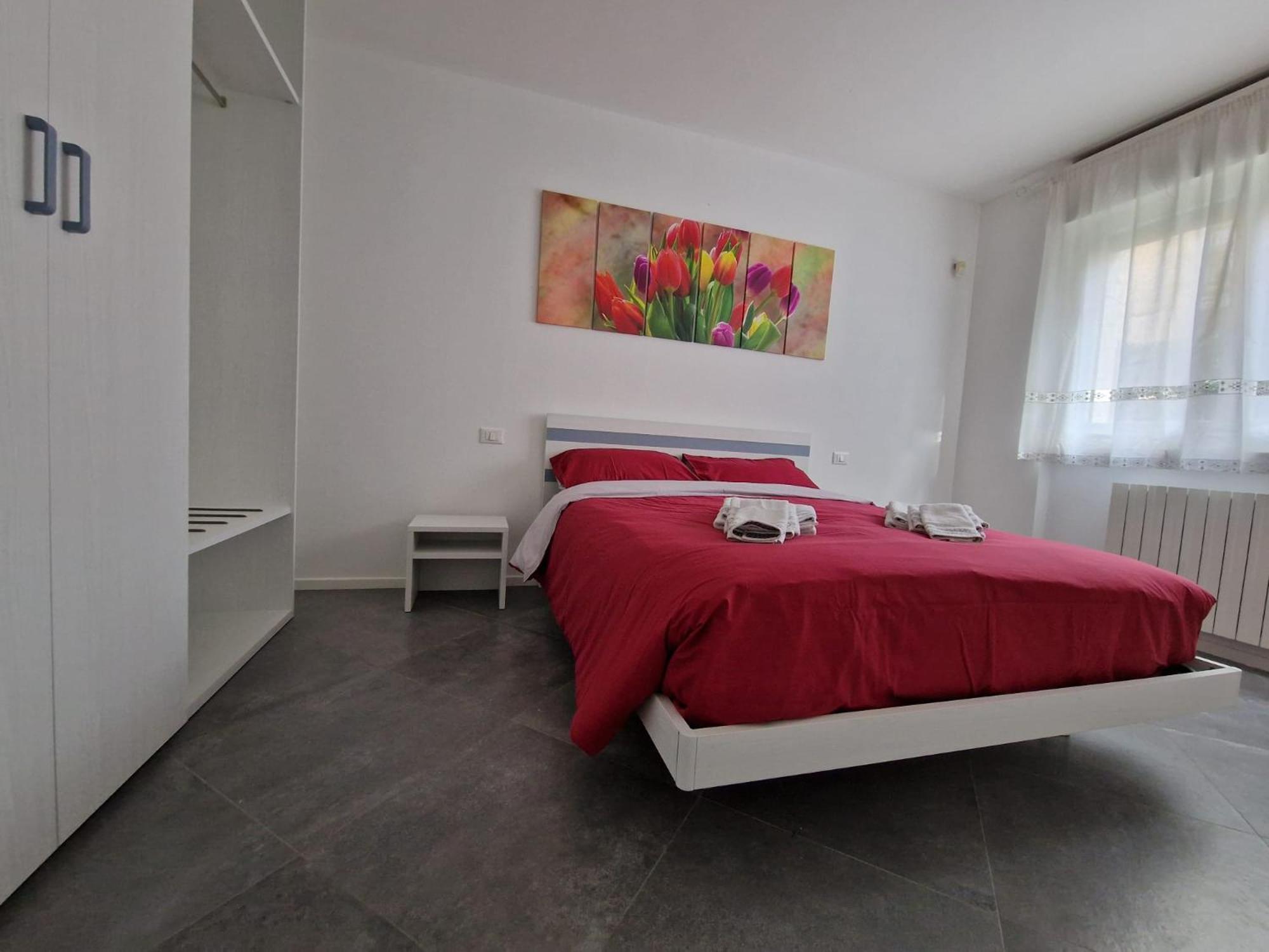 Iris Apartment