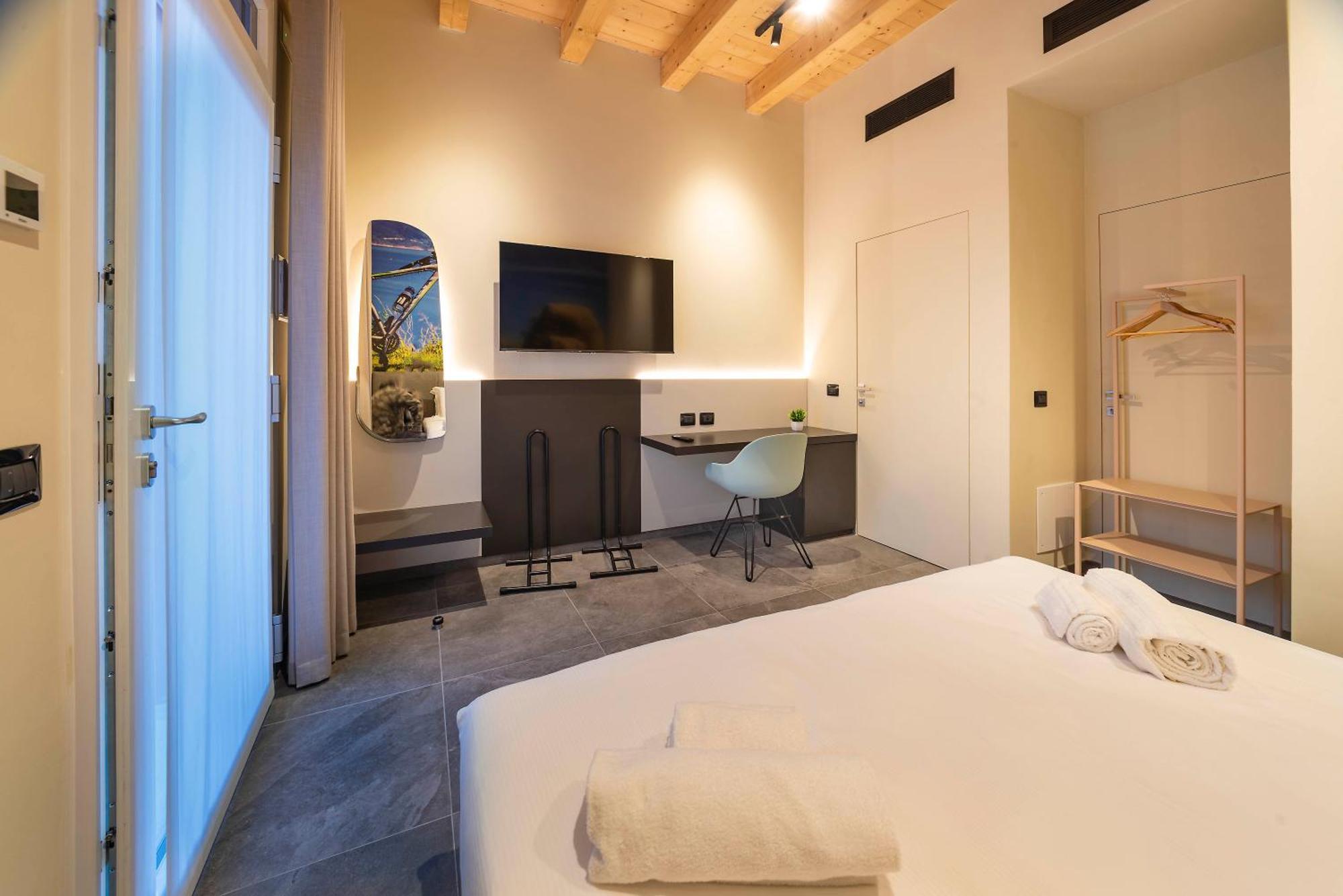 Gasthuis Italianflat - Verona's River, Free Parking For Car & Bike, Nature, Relax