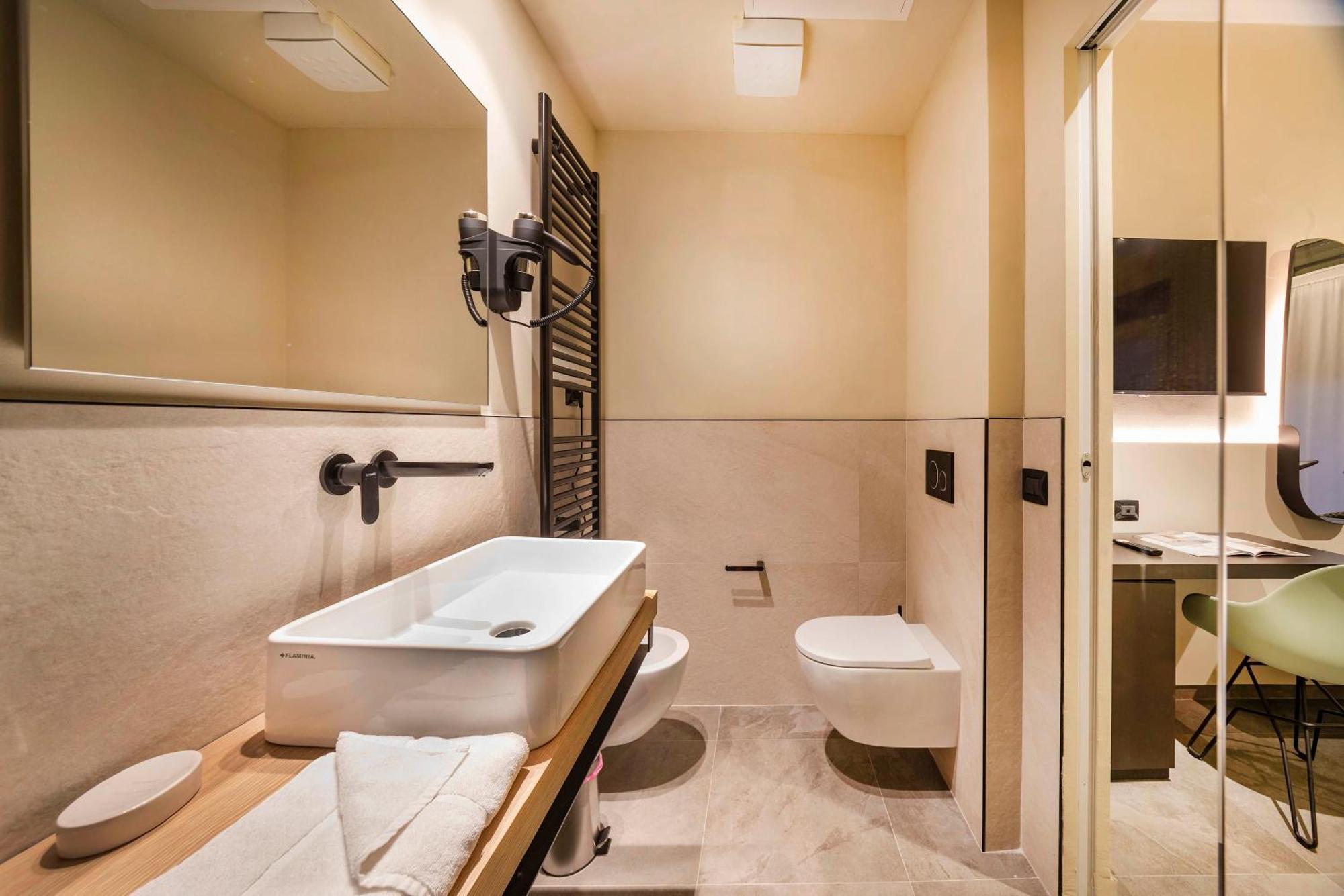 Italianflat - Verona's River, Free Parking For Car & Bike, Nature, Relax *