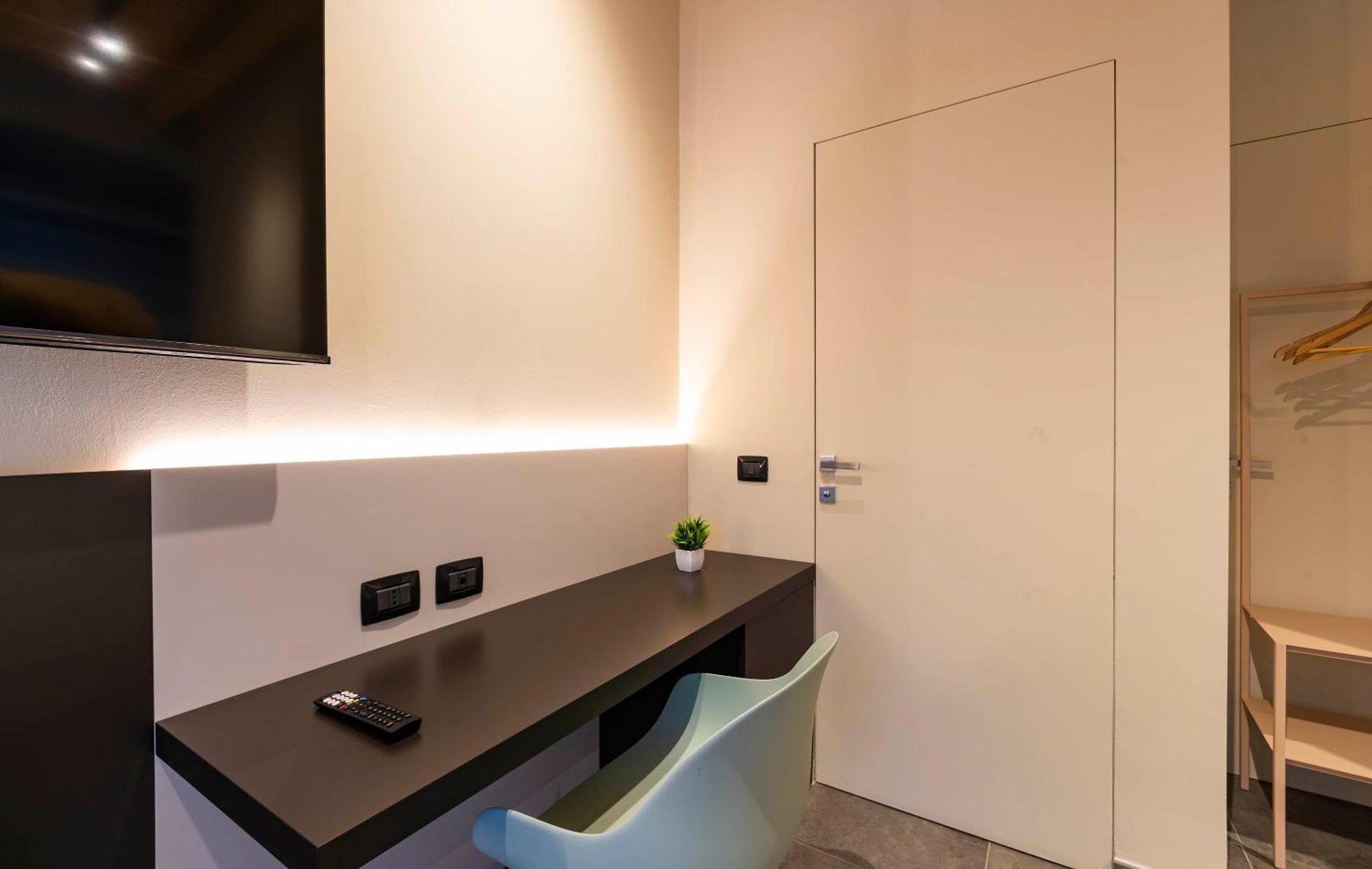 Gasthuis Italianflat - Verona's River, Free Parking For Car & Bike, Nature, Relax *