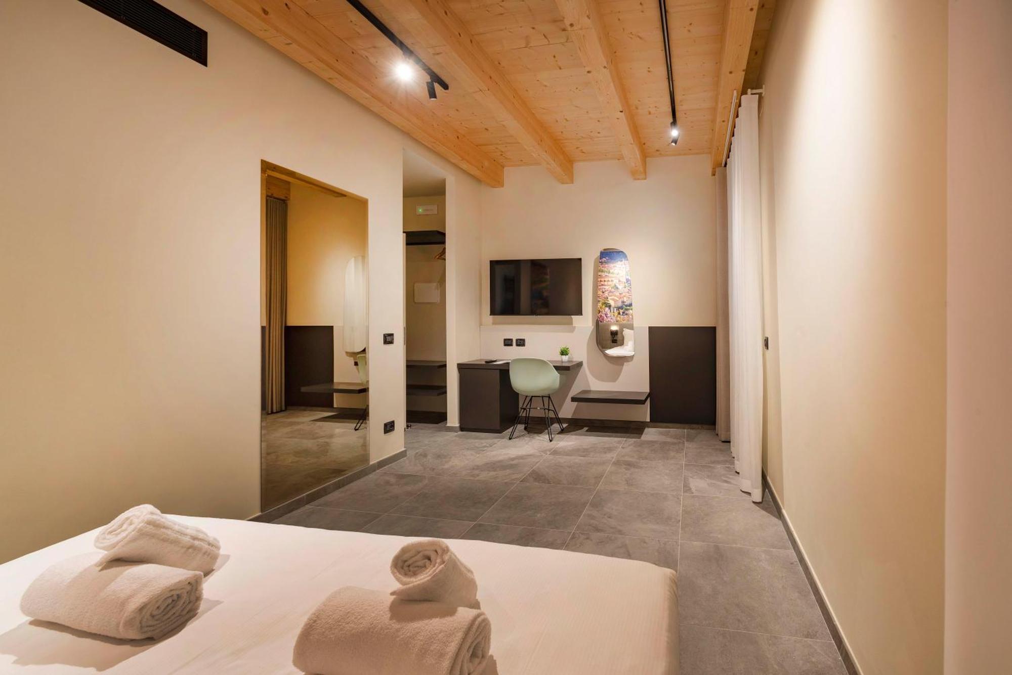 Italianflat - Verona's River, Free Parking For Car & Bike, Nature, Relax Verona