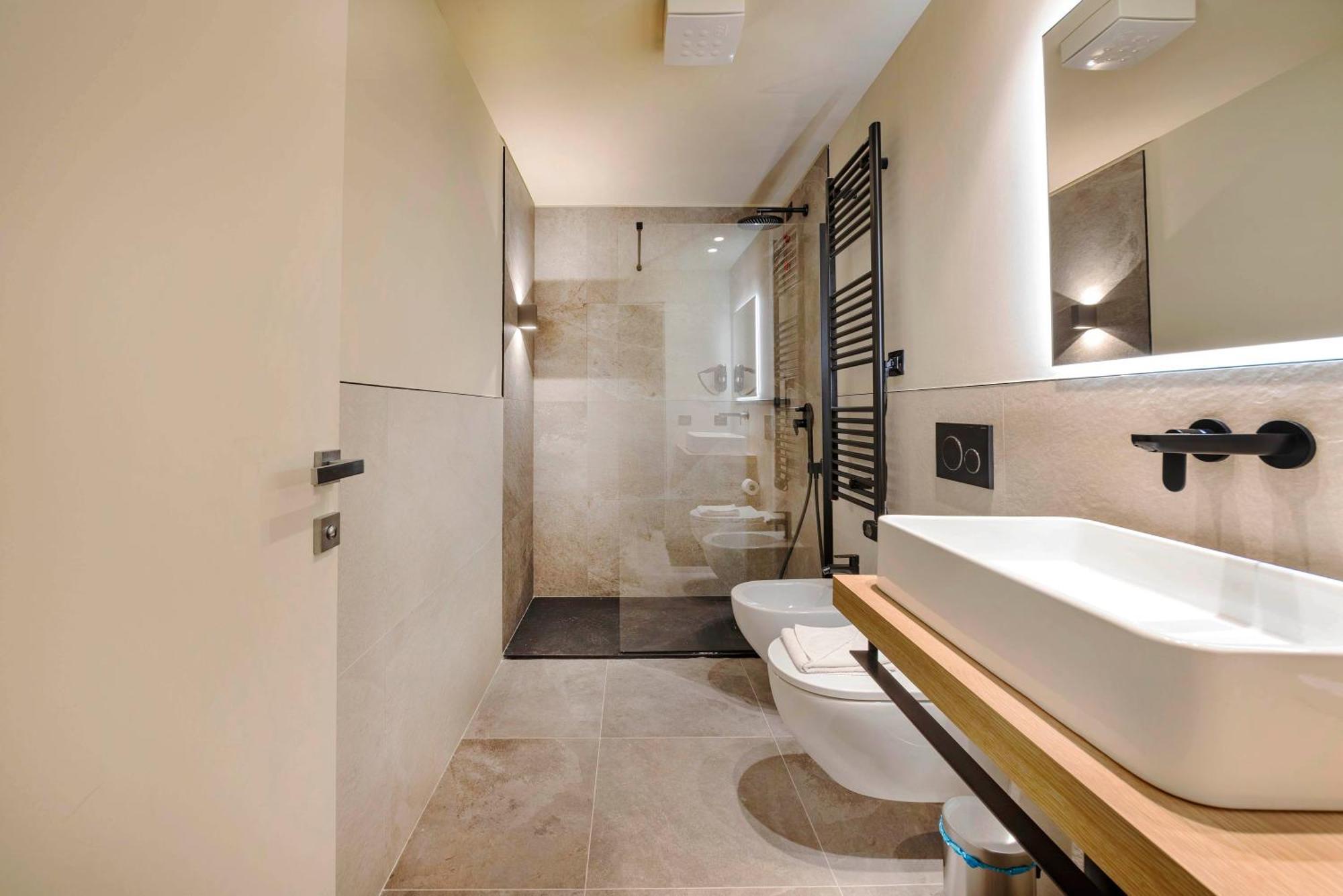 Italianflat - Verona's River, Free Parking For Car & Bike, Nature, Relax Gasthuis *