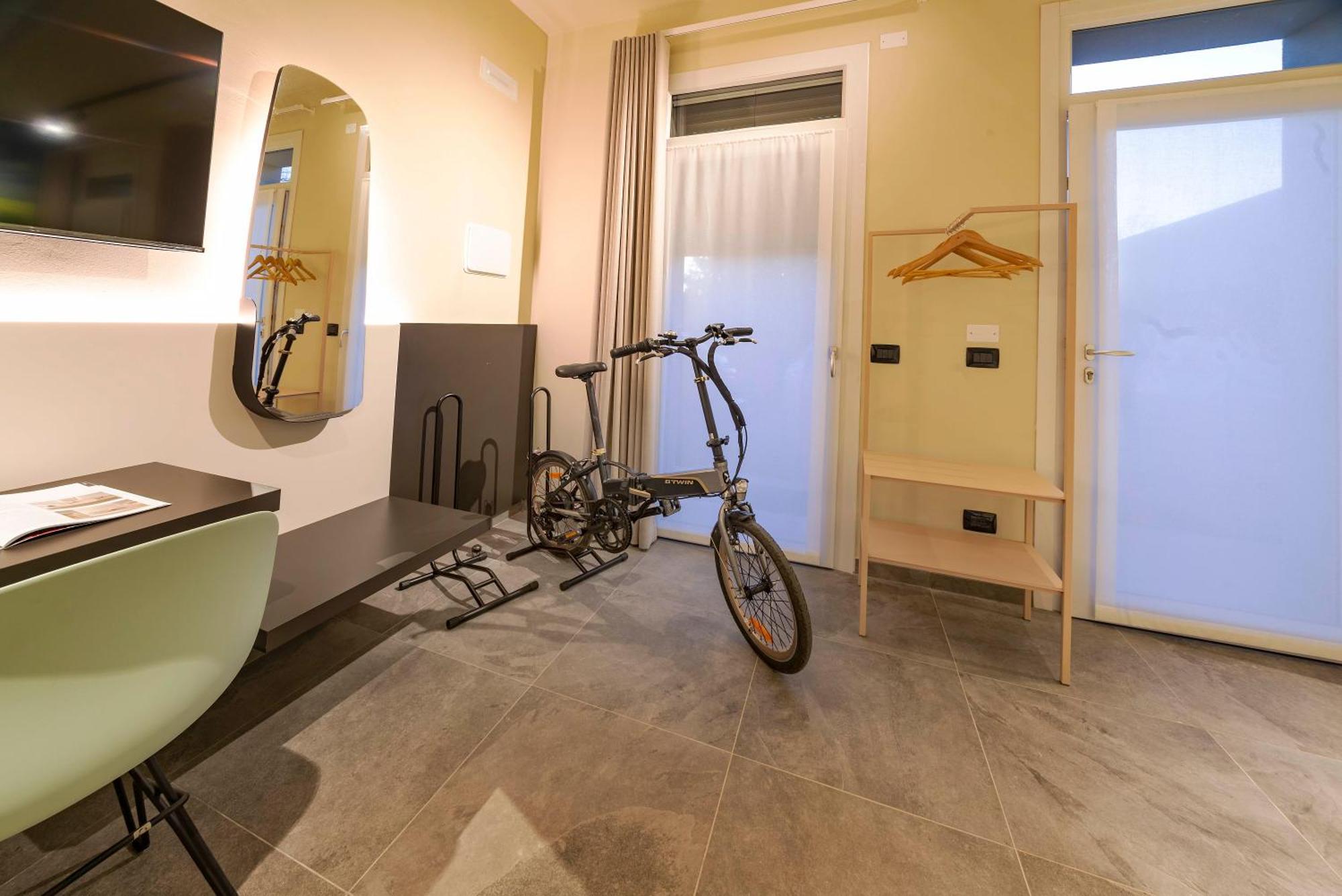 Italianflat - Verona's River, Free Parking For Car & Bike, Nature, Relax Verona
