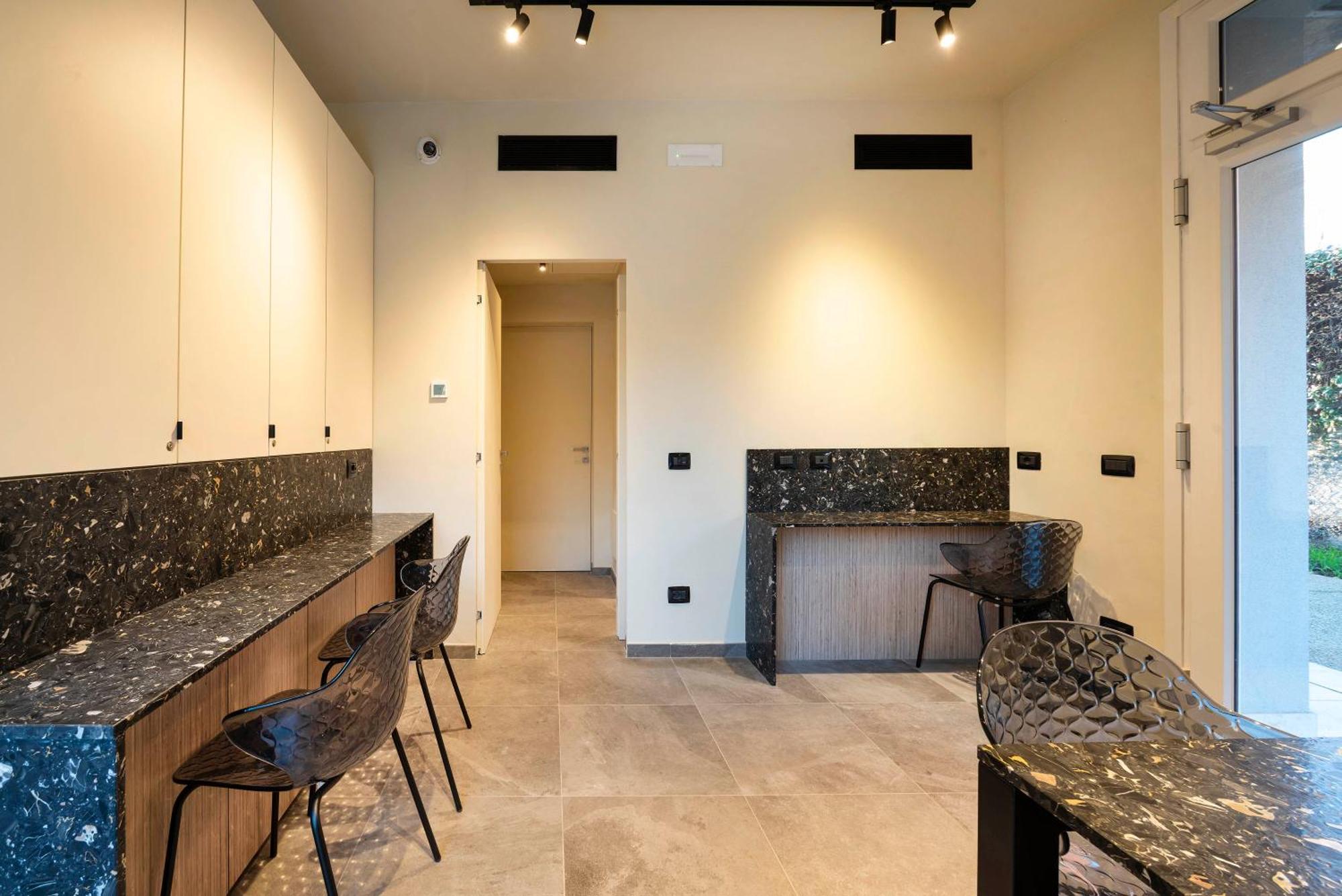 Guest house Italianflat - Verona's River, Free Parking For Car & Bike, Nature, Relax