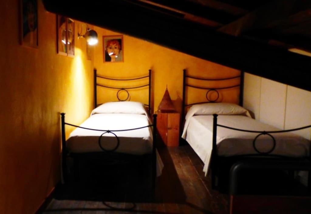 Loft In Romantic Apartment *