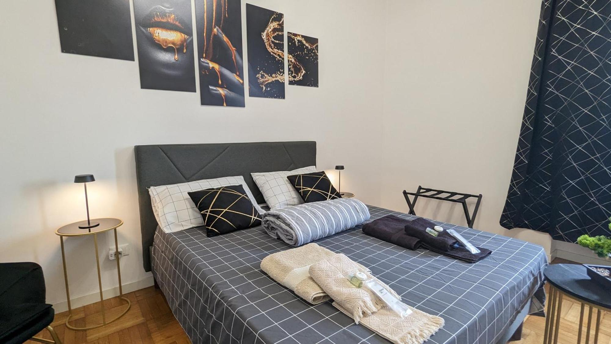 With Free Parking 15 Minutes Walk From Arena Verona