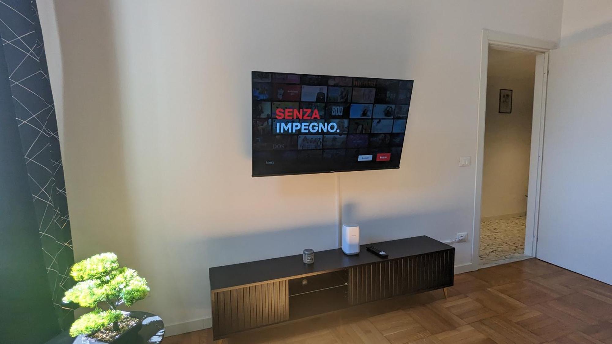 With Free Parking 15 Minutes Walk From Arena Apartment Verona