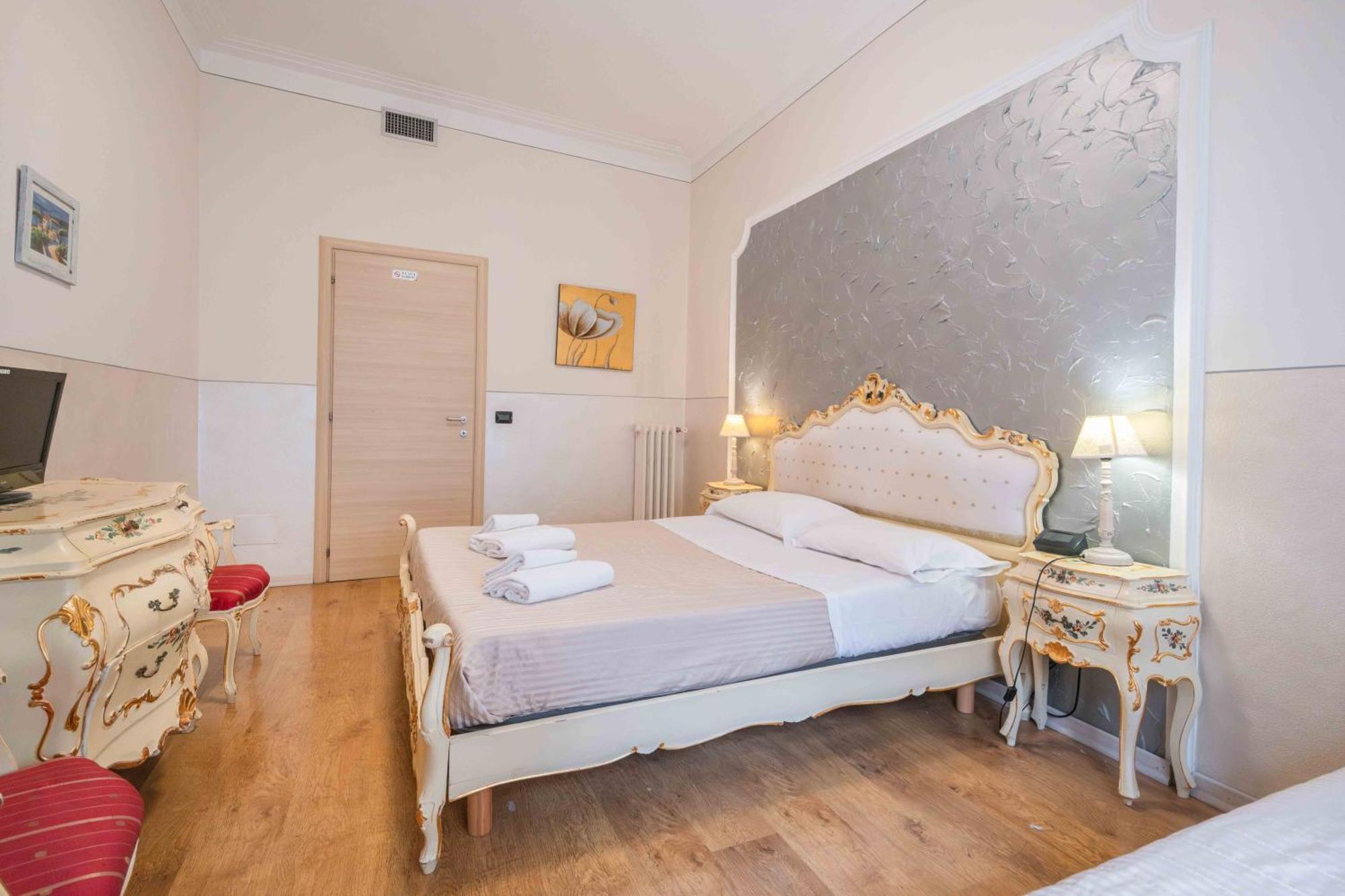 Al Teatro Apartment *