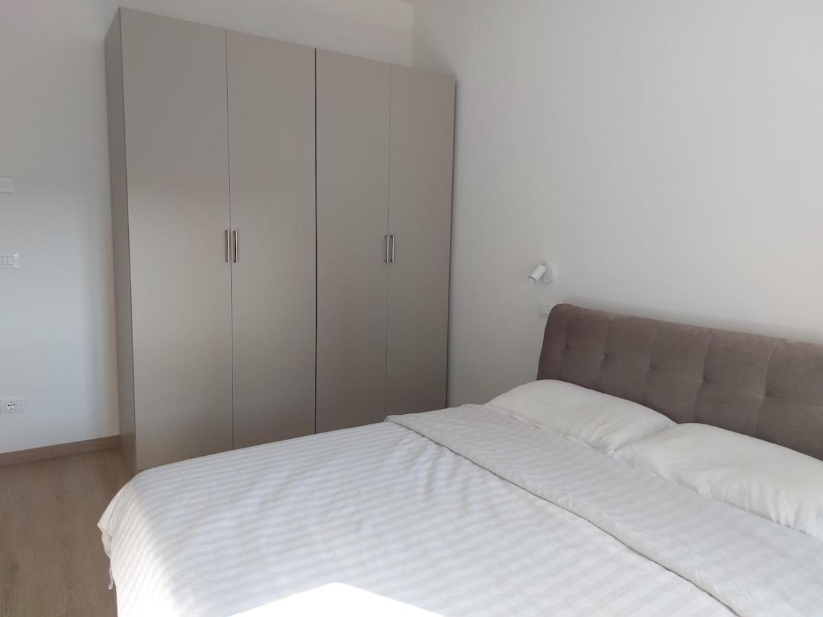 Spacious In Apartment Verona