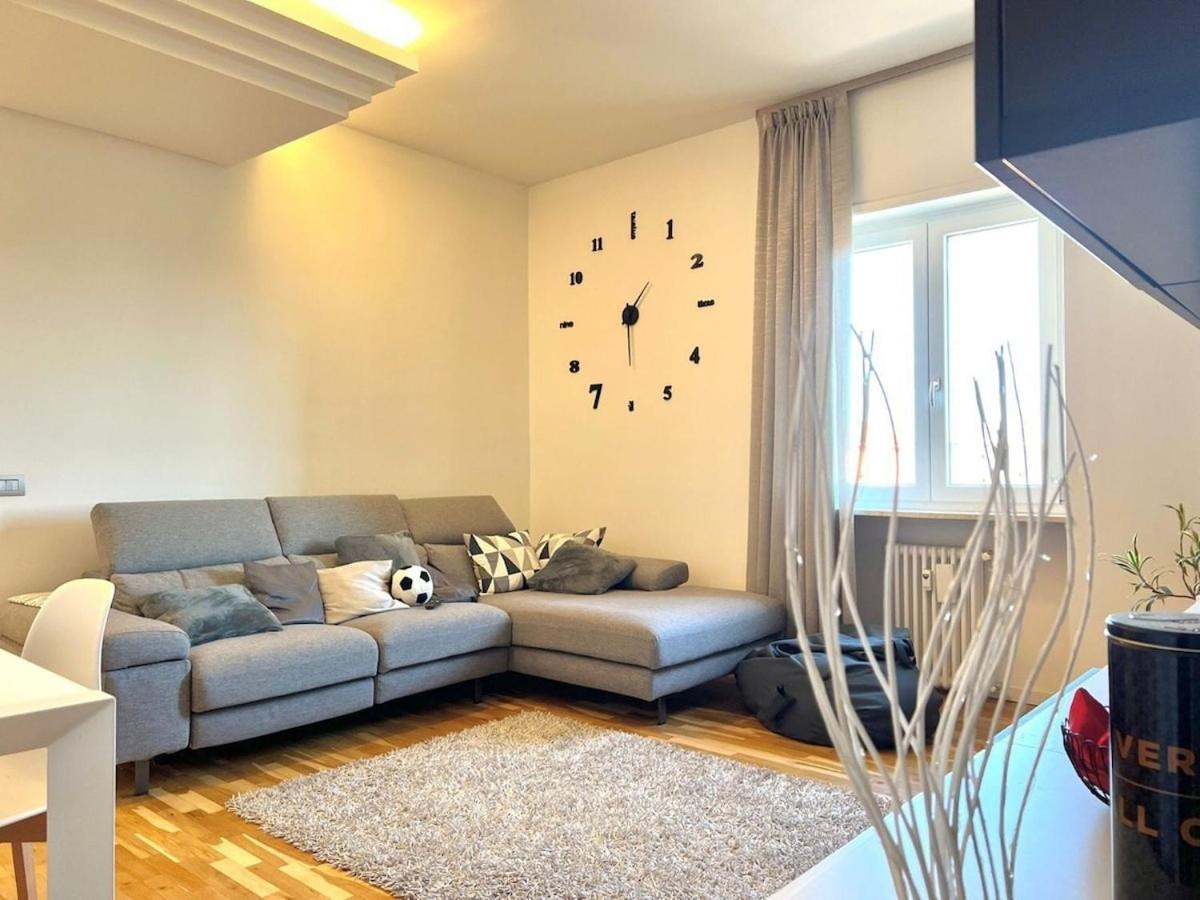Spacious In Apartment
