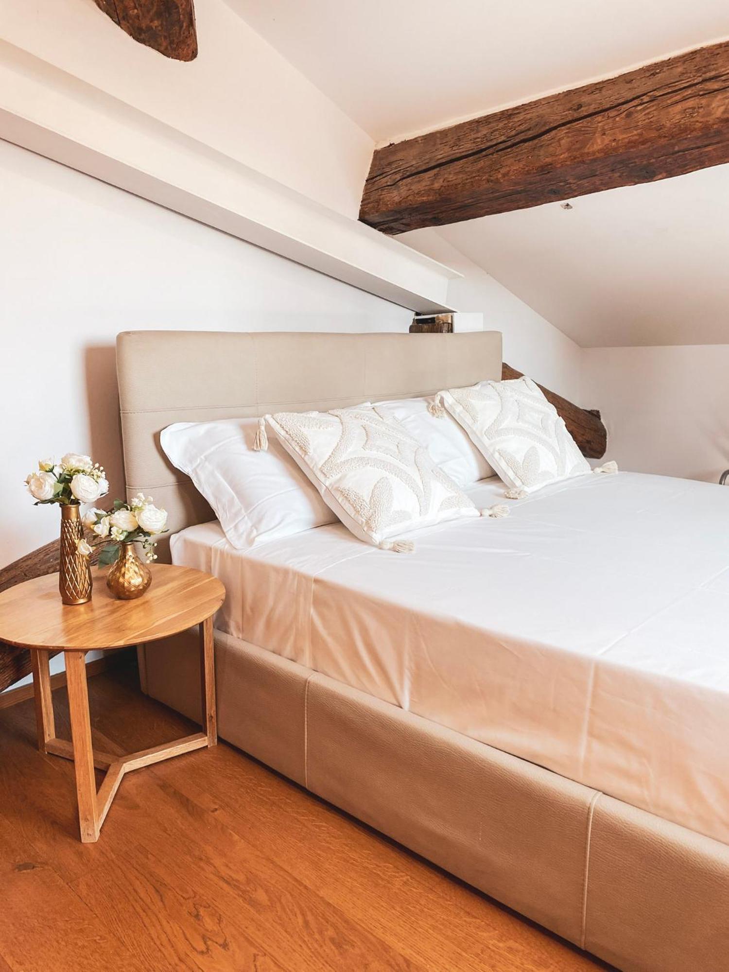 Apartment Ponte Pietra Luxury In Verona