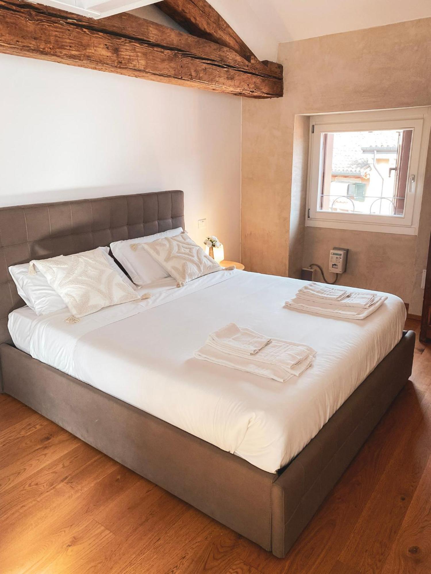 Apartment Ponte Pietra Luxury In Verona