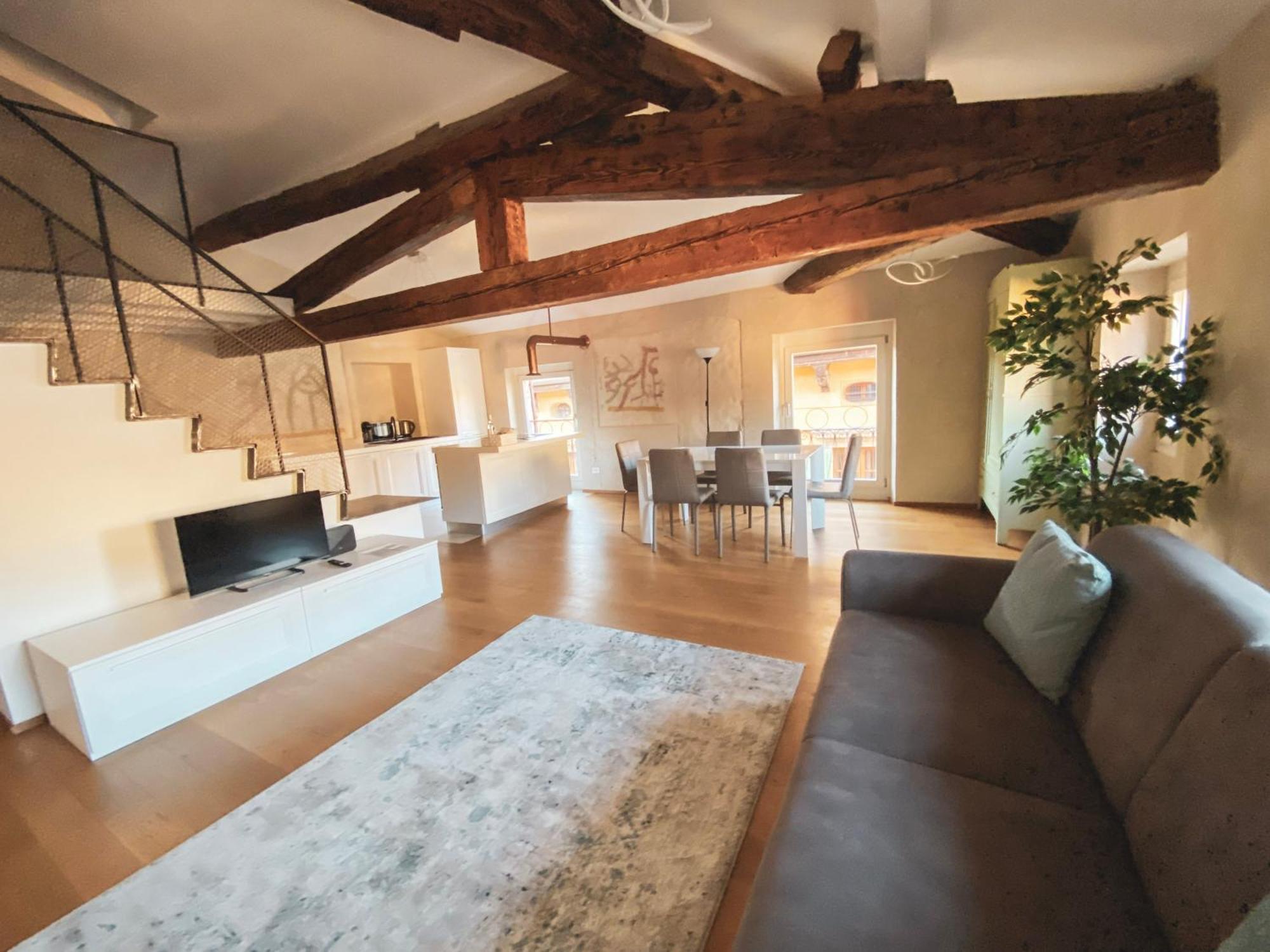 Ponte Pietra Luxury In Apartment *
