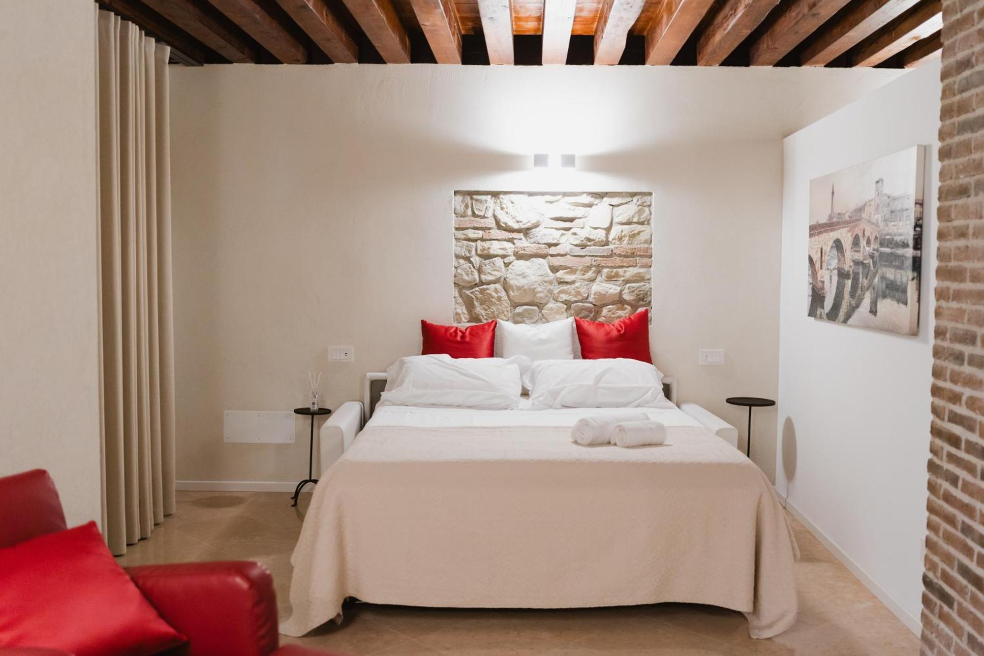 Retreat Centro Antico Elegante In Palazzo Storico Apartamento