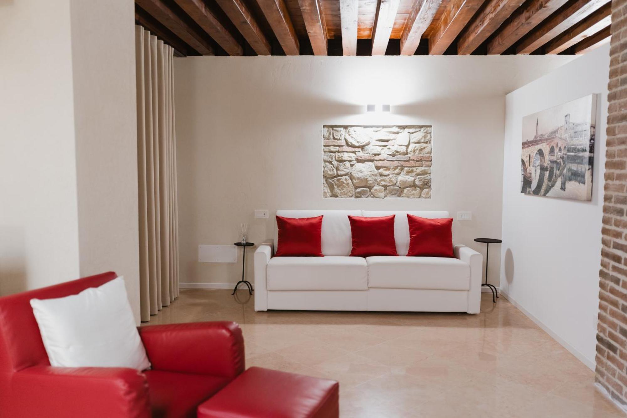 Apartment Retreat Centro Antico Elegante In Palazzo Storico Verona