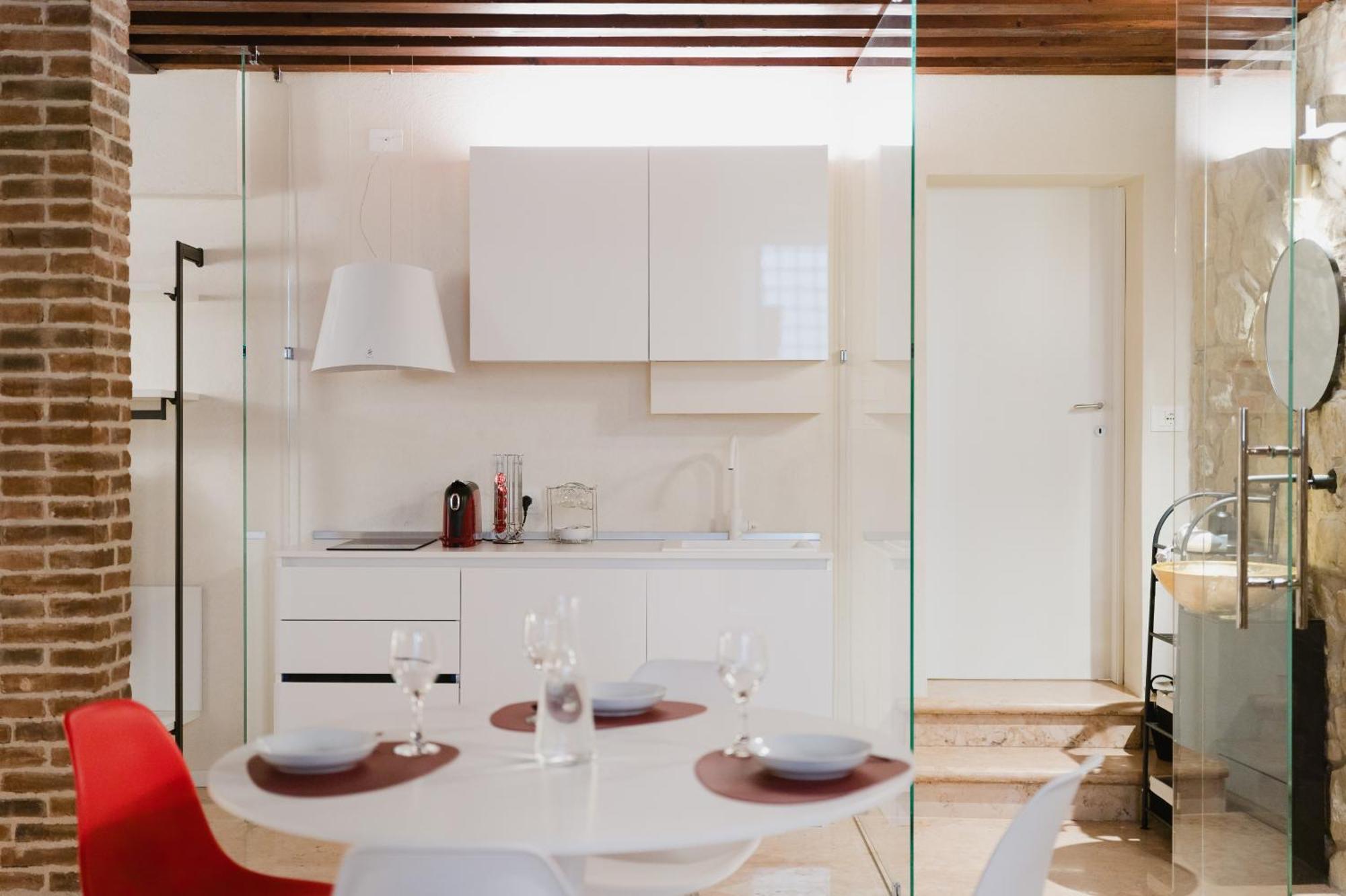 Apartamento Retreat Centro Antico Elegante In Palazzo Storico Verona