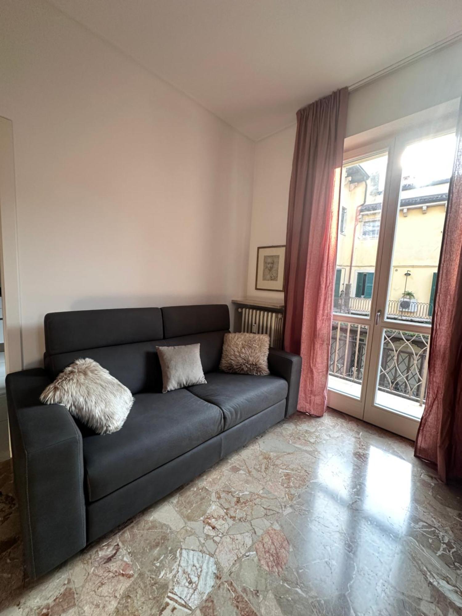 Guest house Catullo 12 *