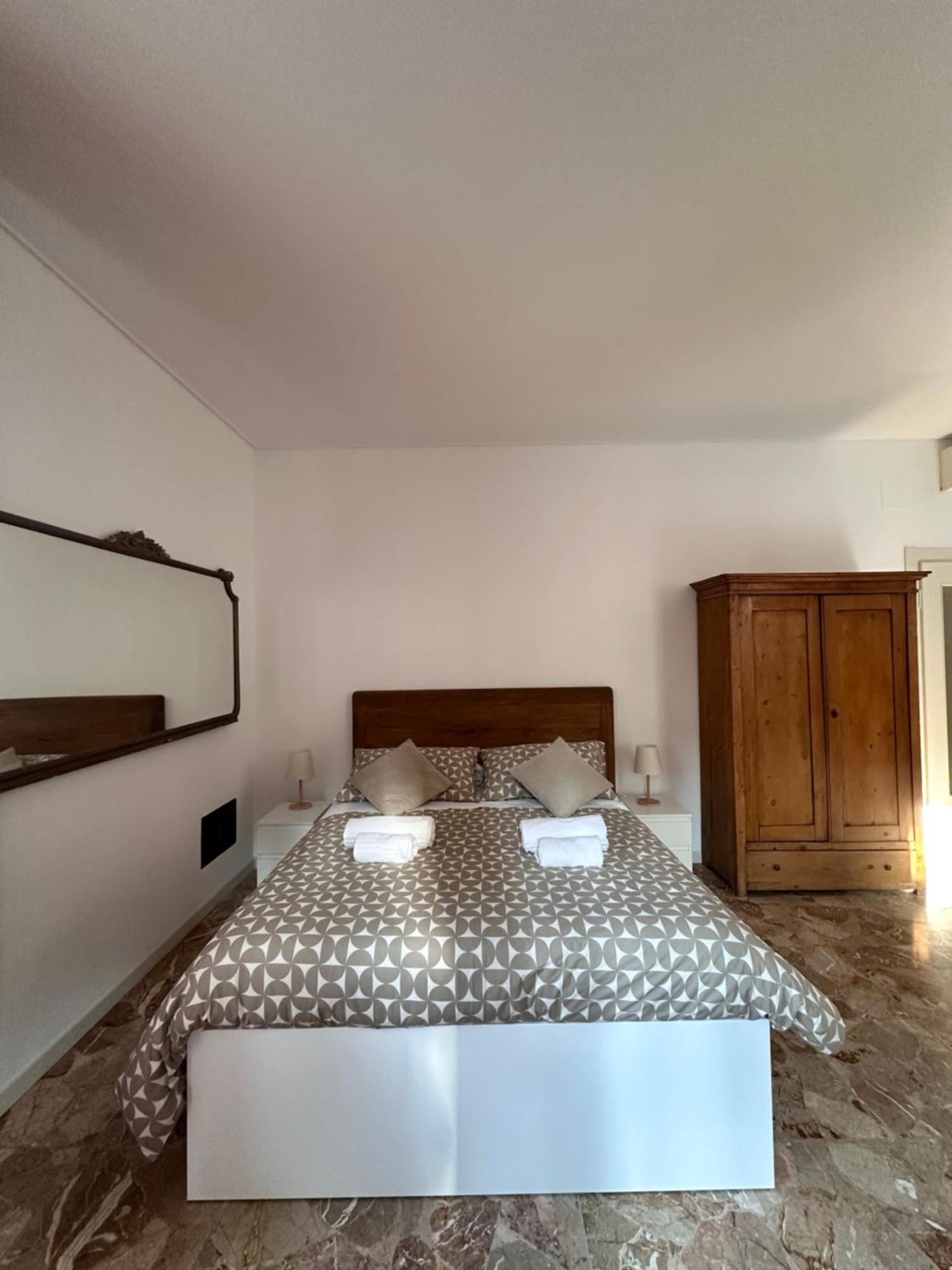 Guest house Catullo 12 *