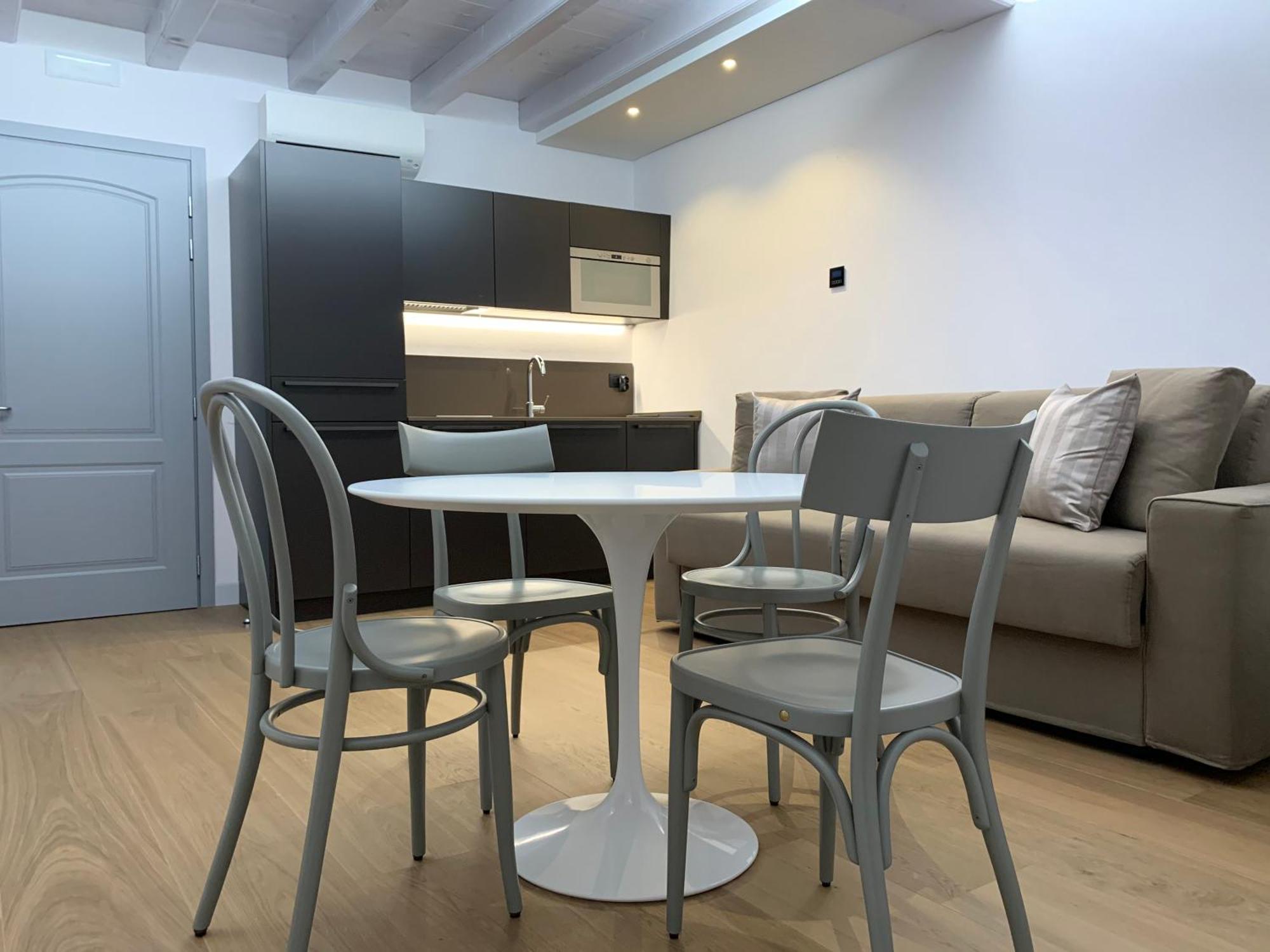 Apartmentsarena - Corte Degli Eremitani Apartment