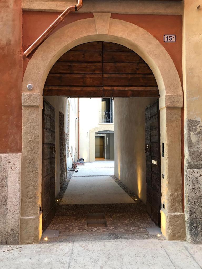 Apartmentsarena - Corte Degli Eremitani Verona