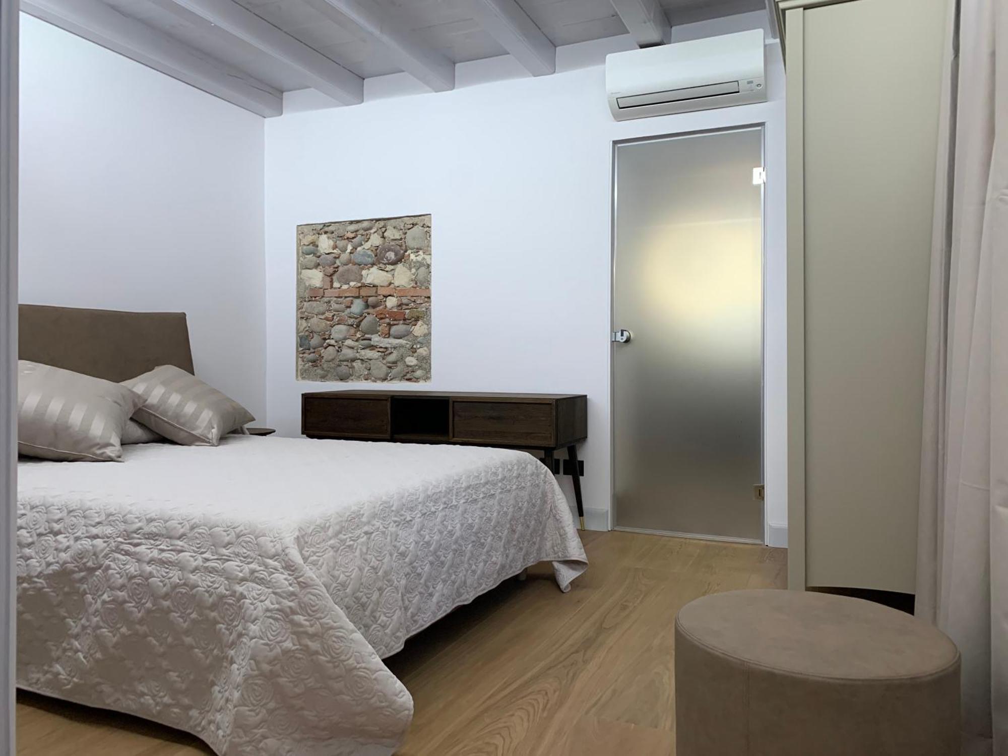 Apartmentsarena - Corte Degli Eremitani Apartment