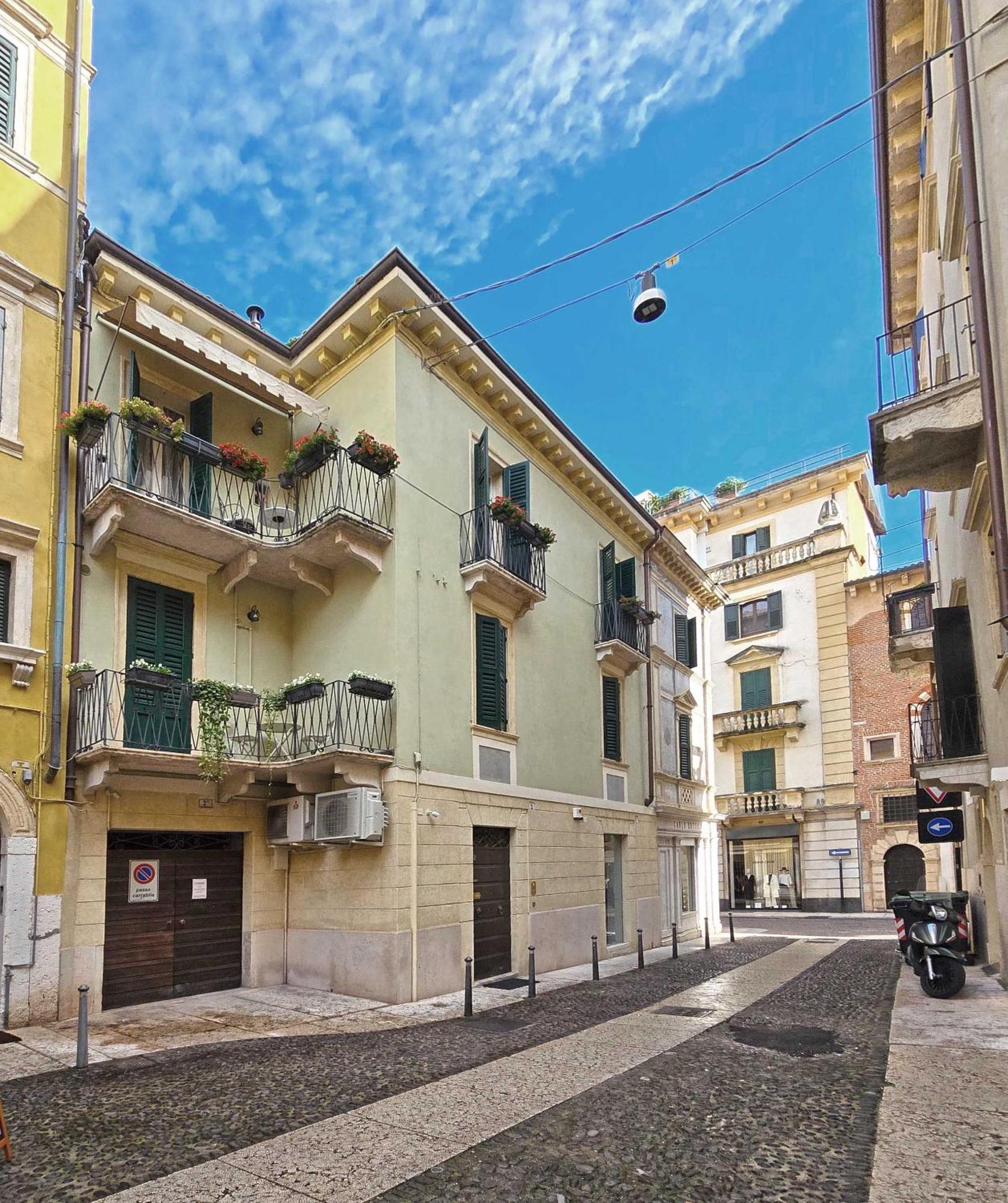 Huoneisto Mva Madama Verona Aparments Verona