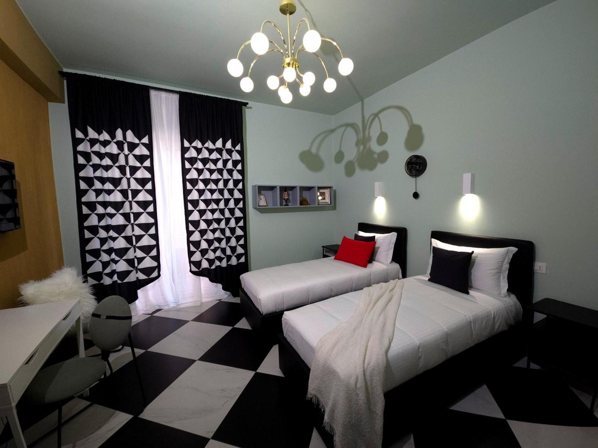 Brands 4 Aparthotel *