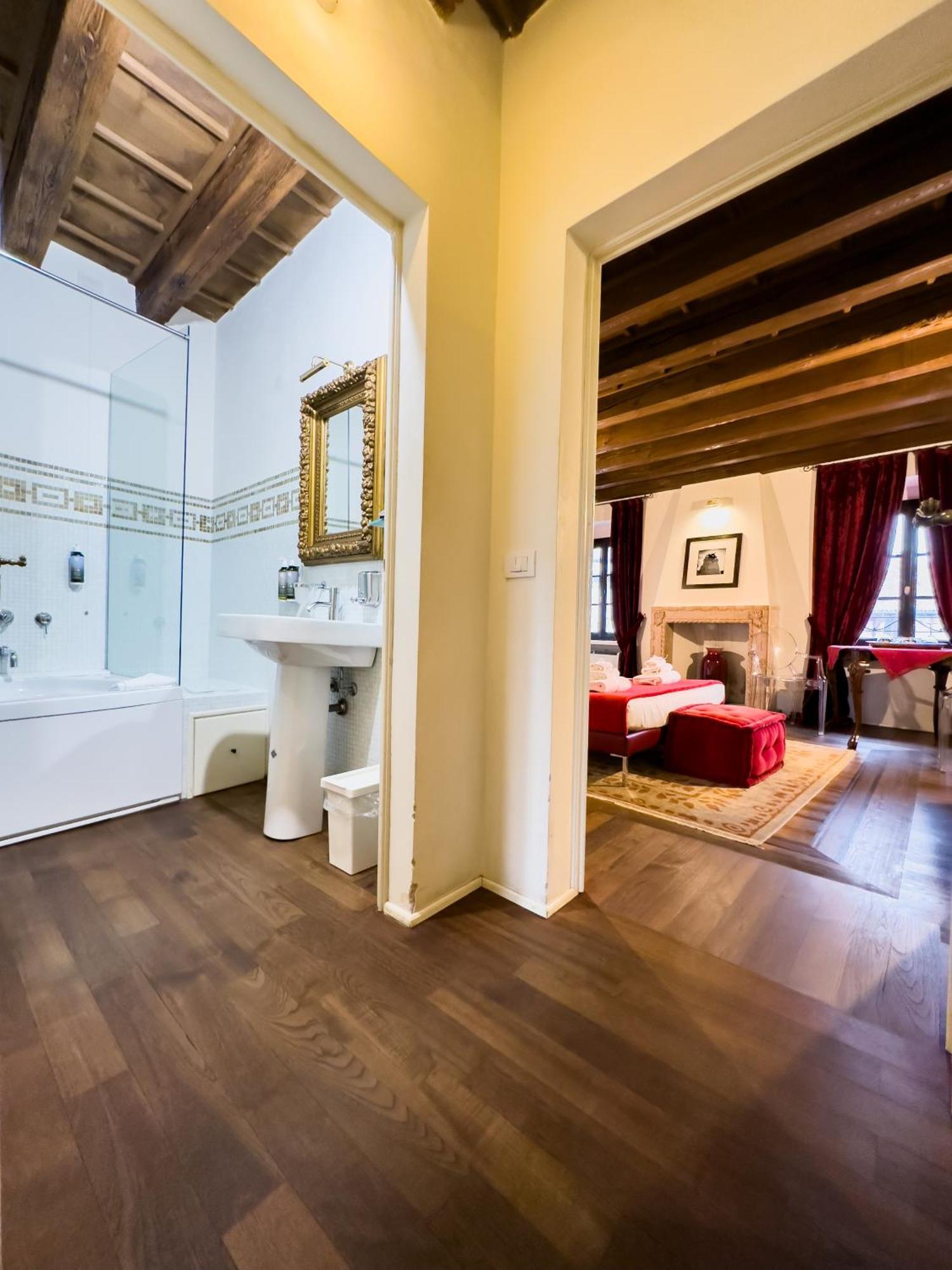 Truly - Delle Erbe Guest house