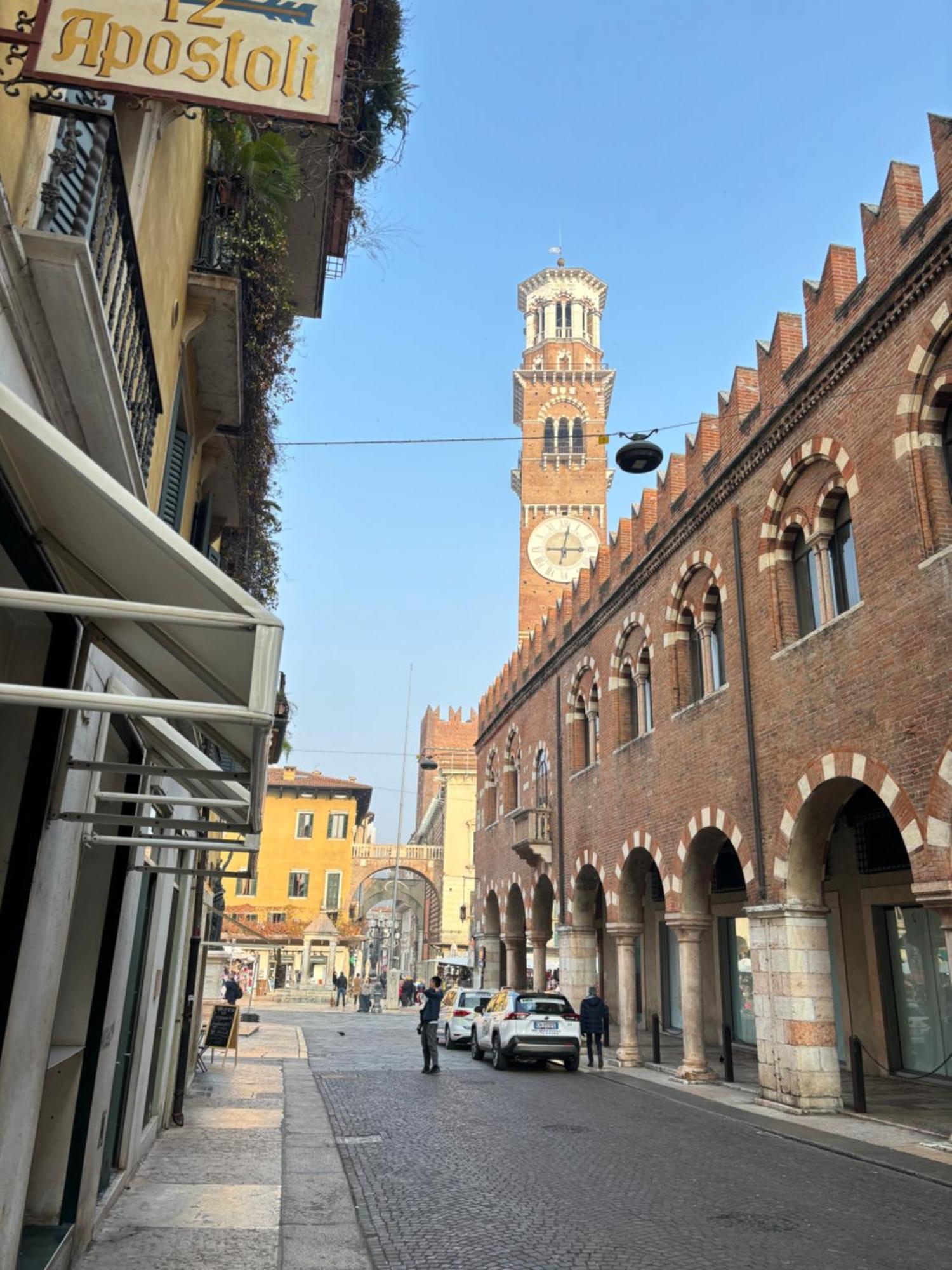 Piazza Erbe * Verona
