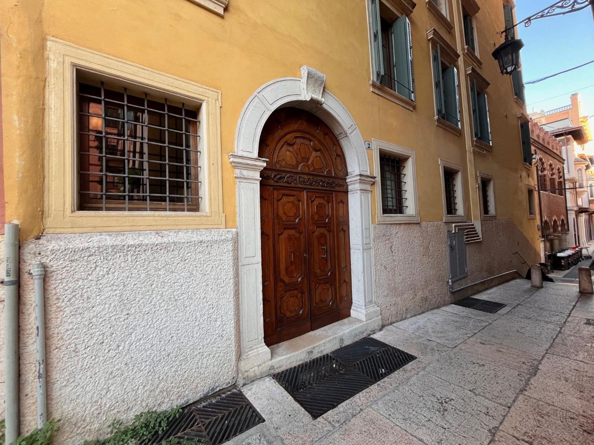 Piazza Erbe Appartement *