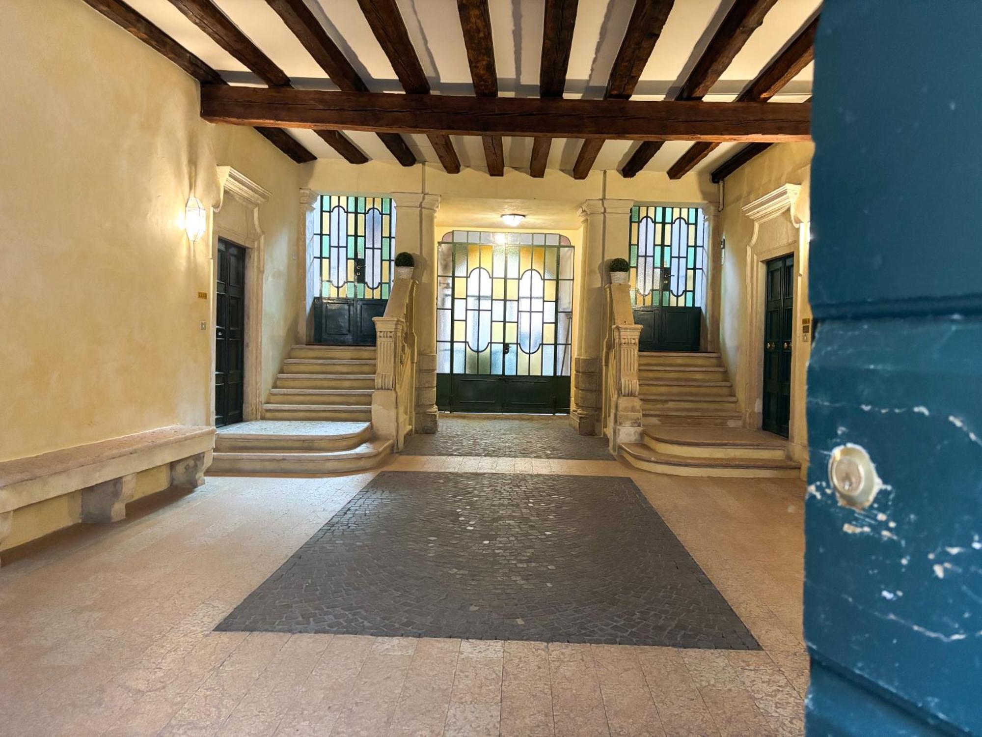 Palazzo Tiolo *