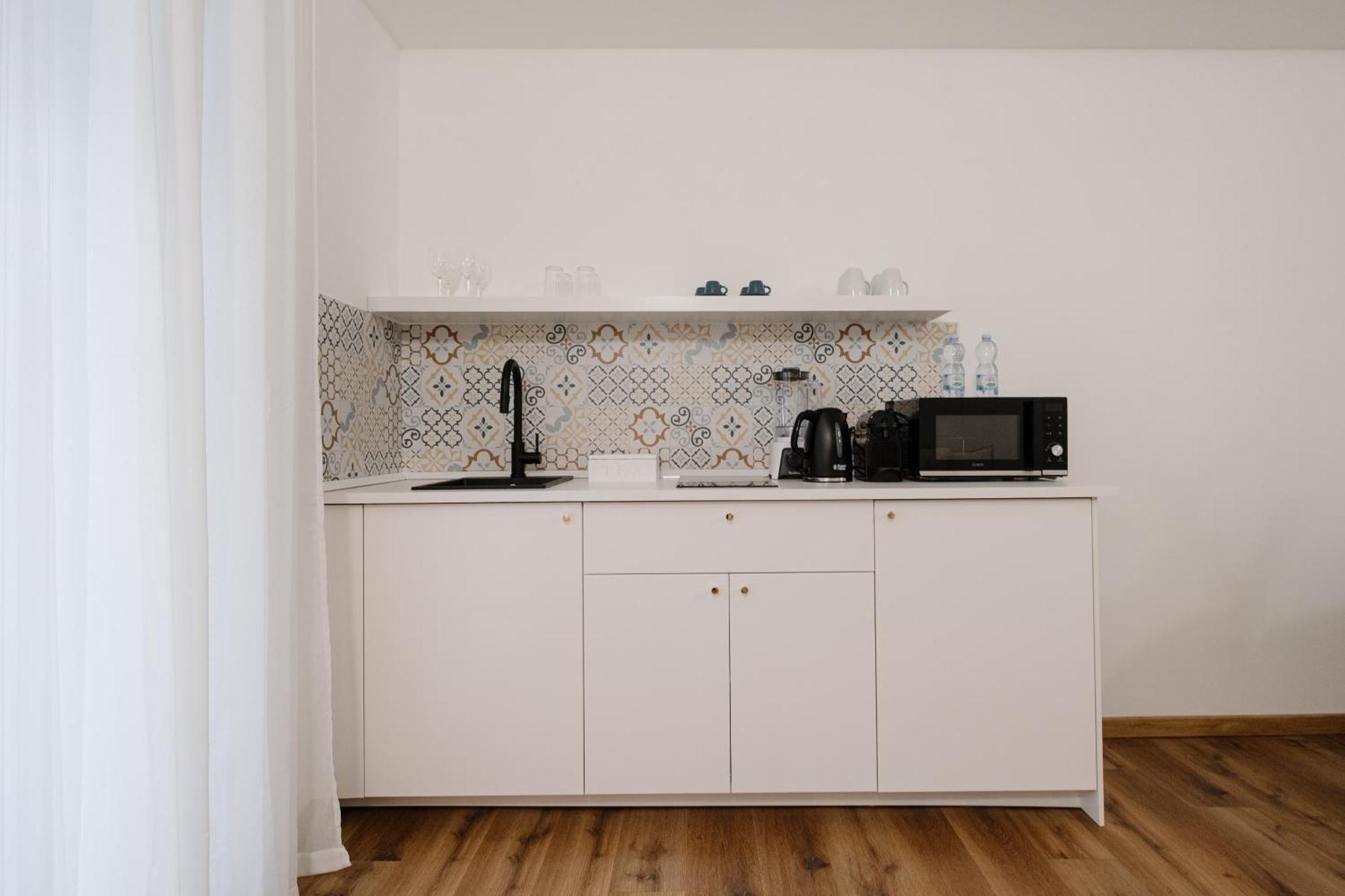 Alatea Poloni Apartment *