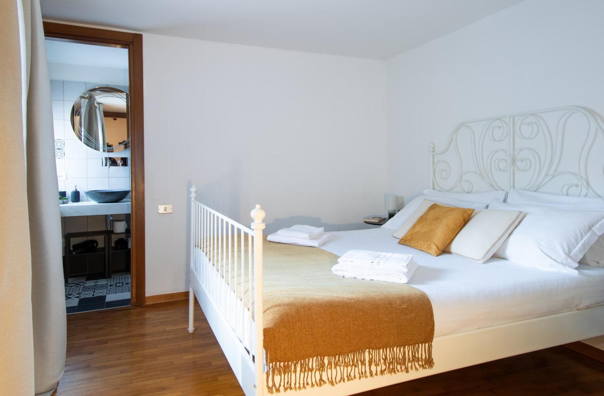 Romantic Attic In Center * Verona