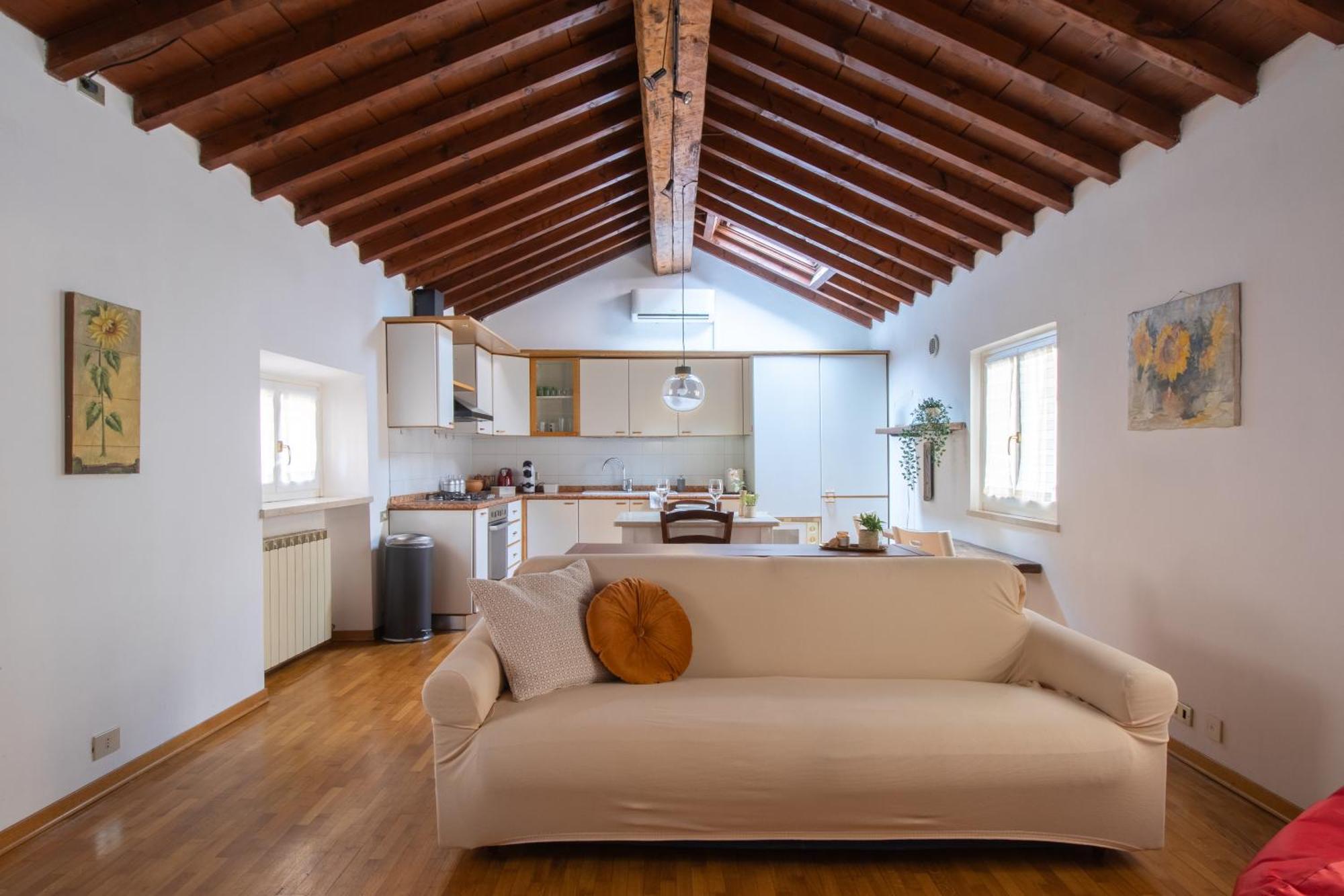 Romantic Attic In Center * Verona
