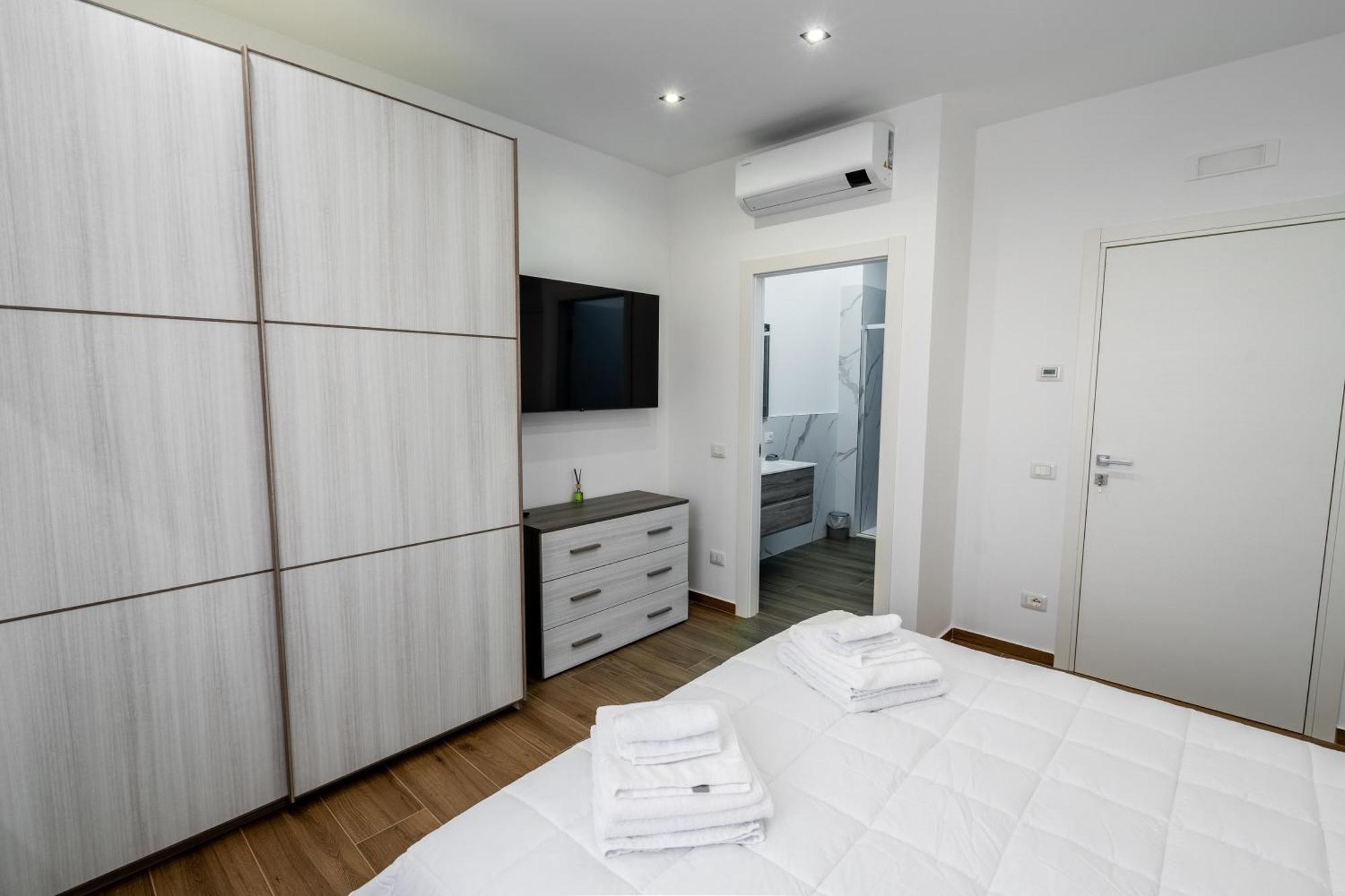 One Fiera With Private Bathroom * Verona
