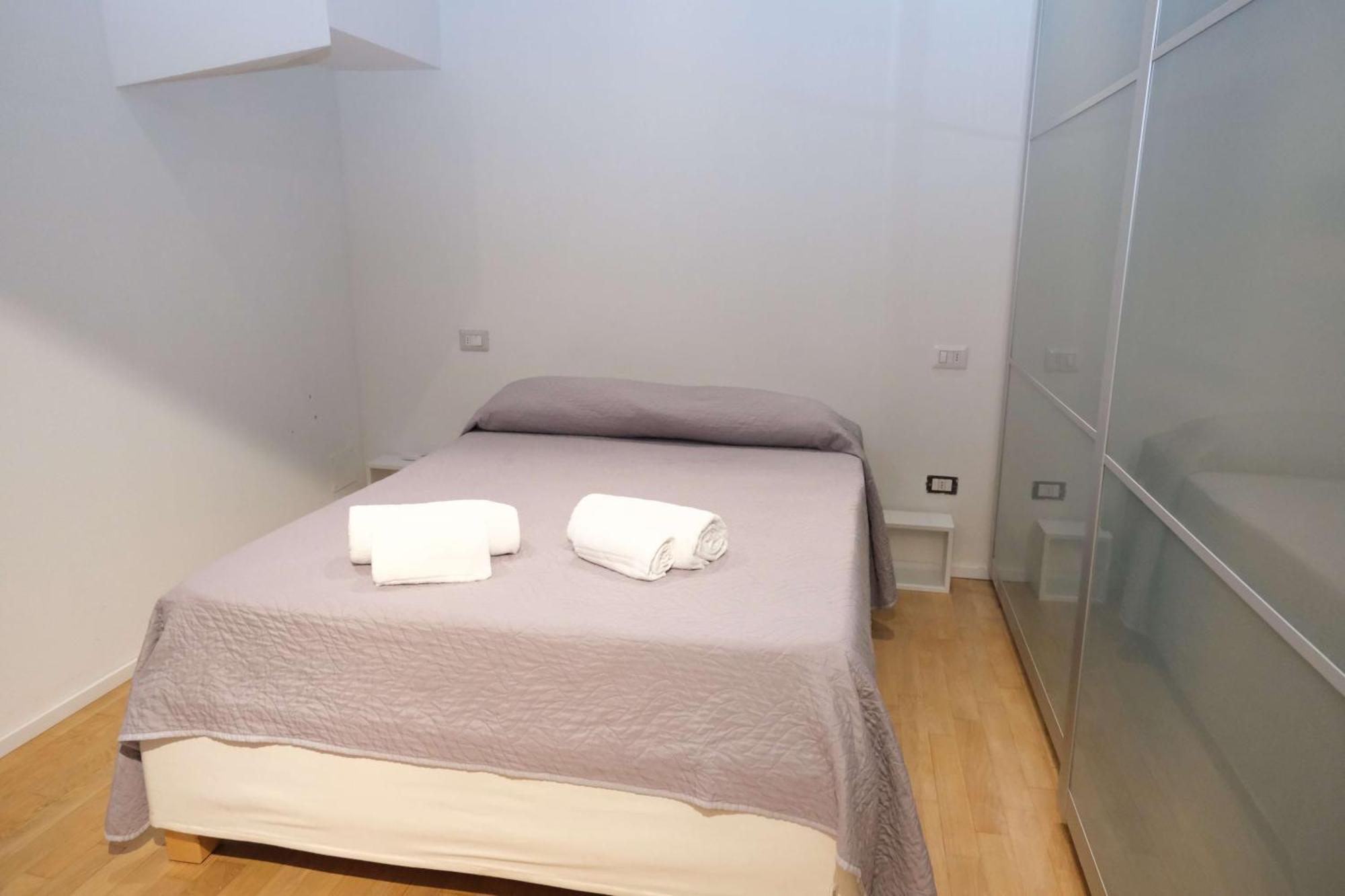 Vr Attico Di Lino Verona