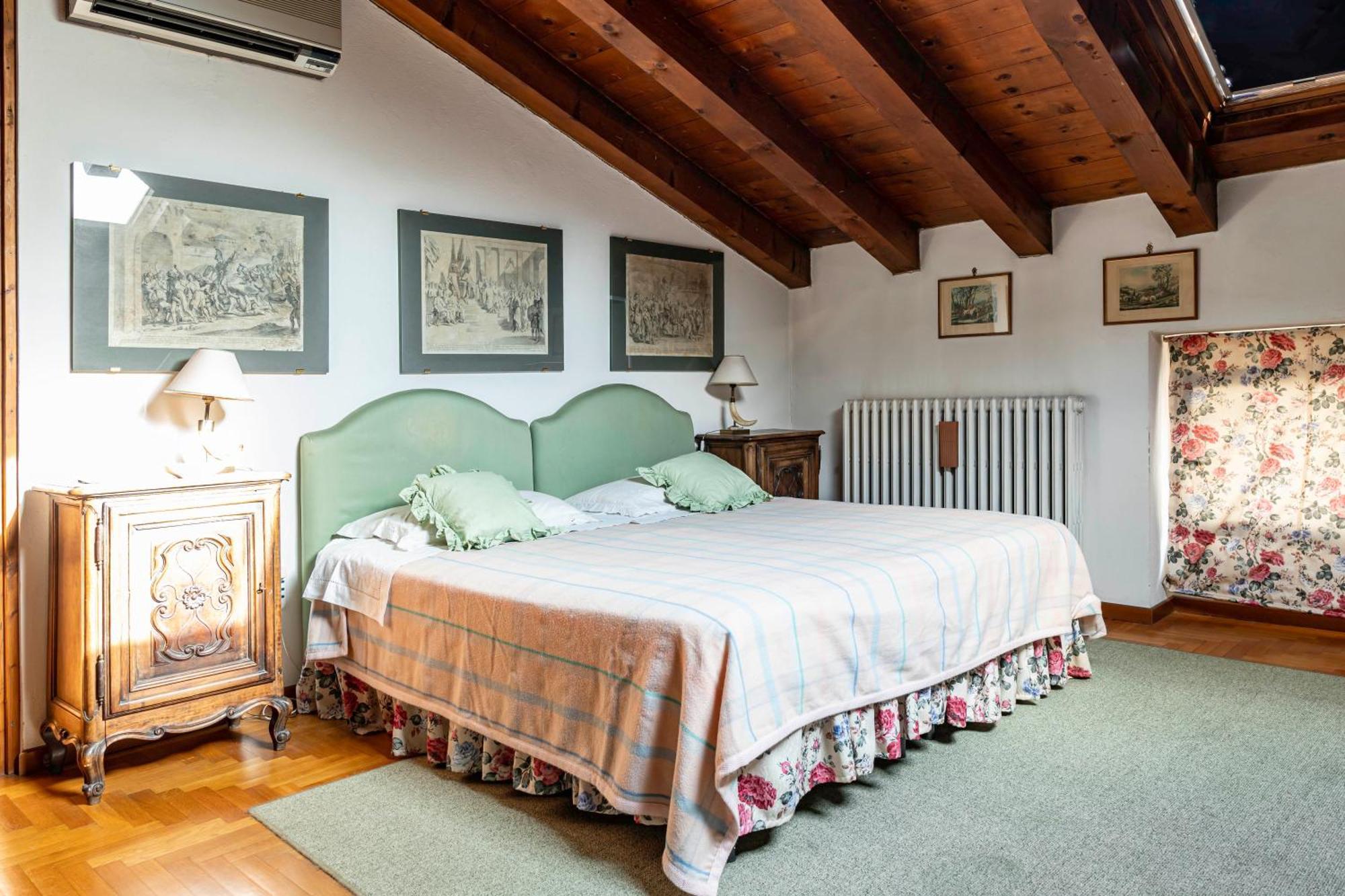 Cozy And Charming In Veronacenter With Parking Apartment Verona