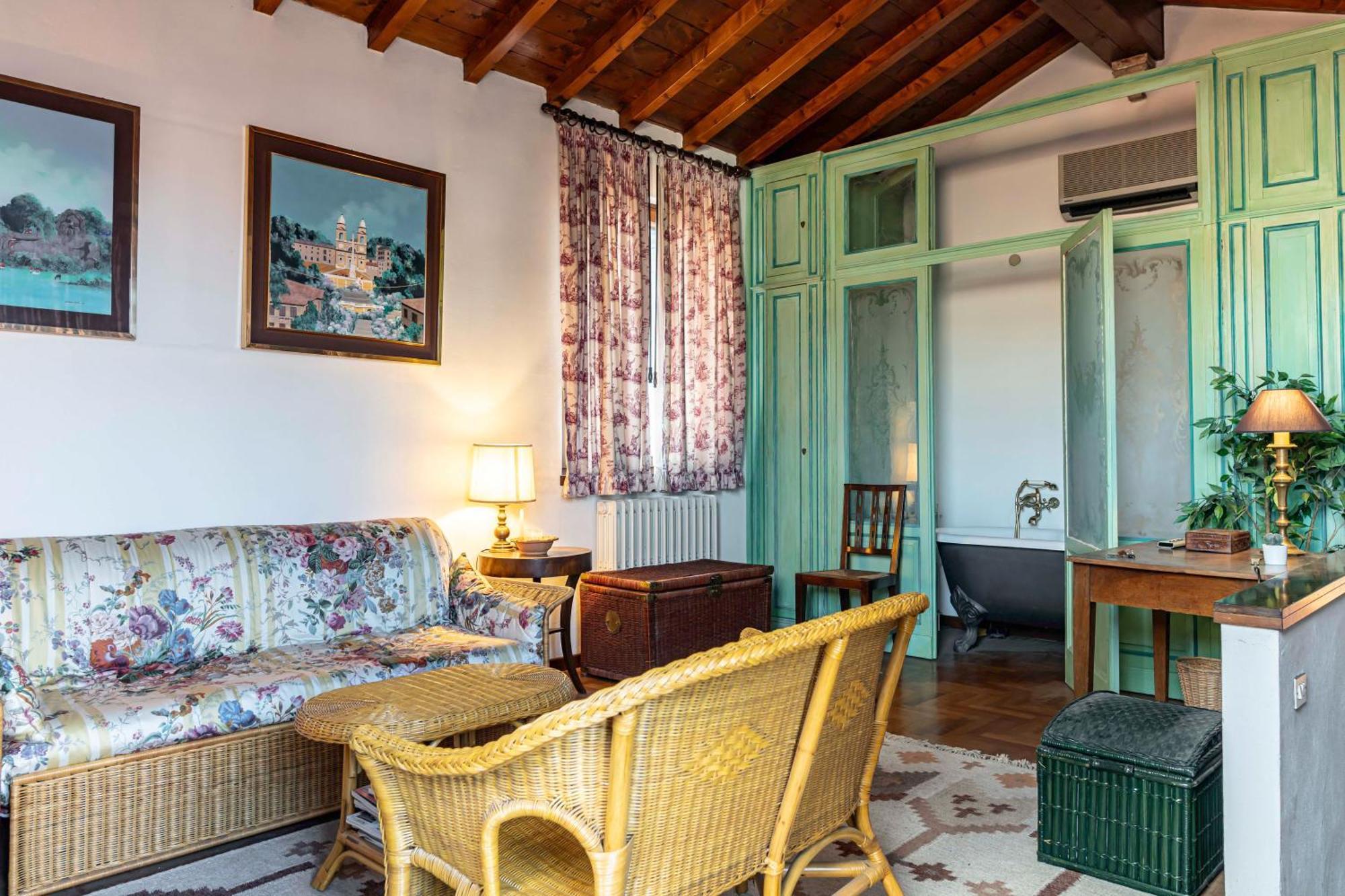 Apartment Cozy And Charming In Veronacenter With Parking