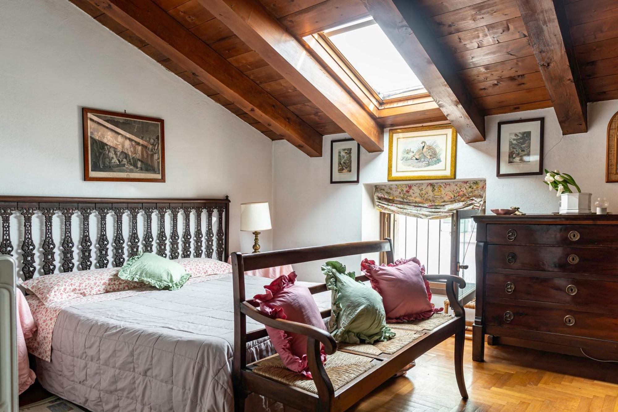 Apartment Cozy And Charming In Veronacenter With Parking Verona