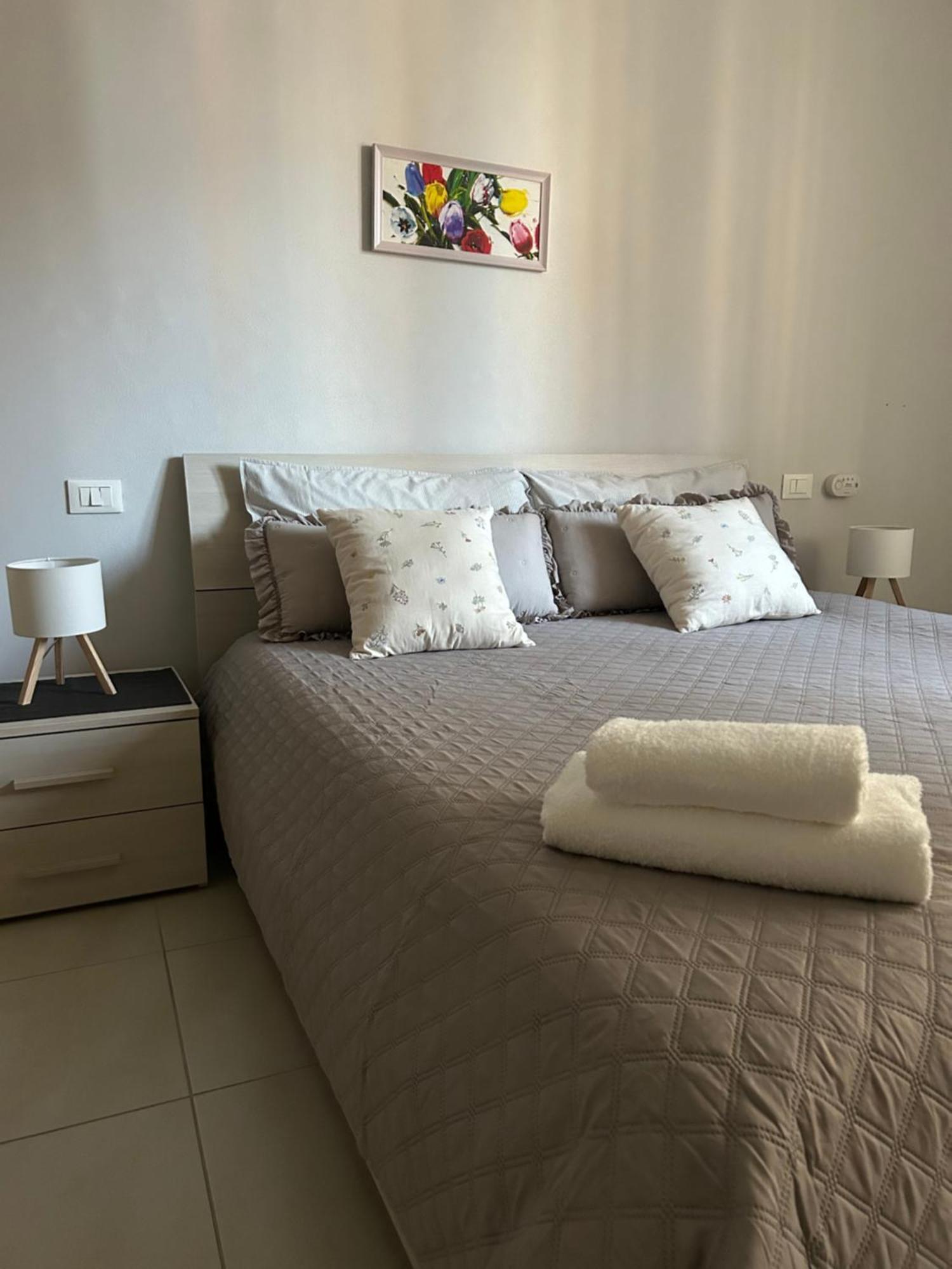 Apartment S-house