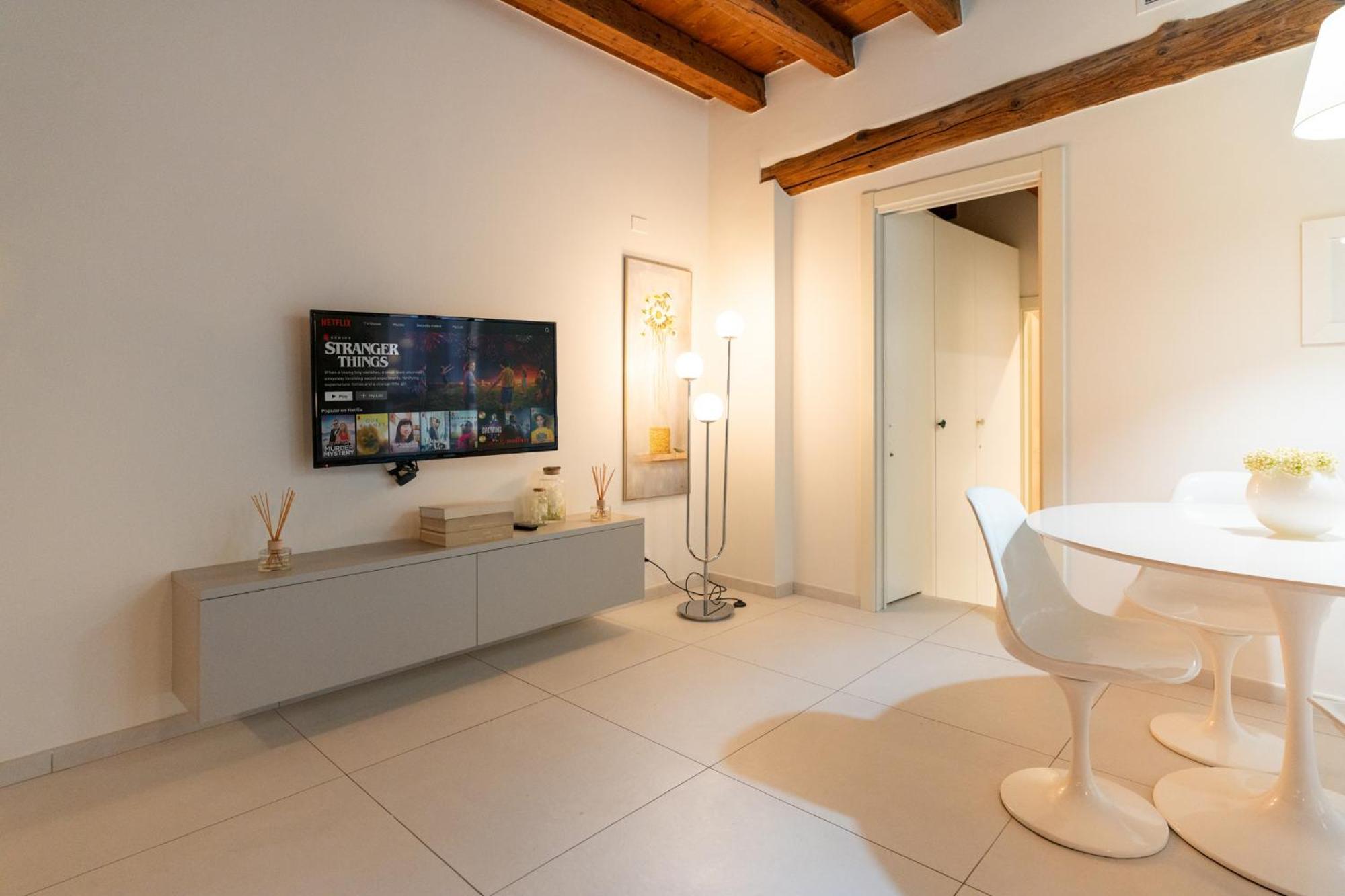 Domus - Dimora Ponte Nuovo Apartment