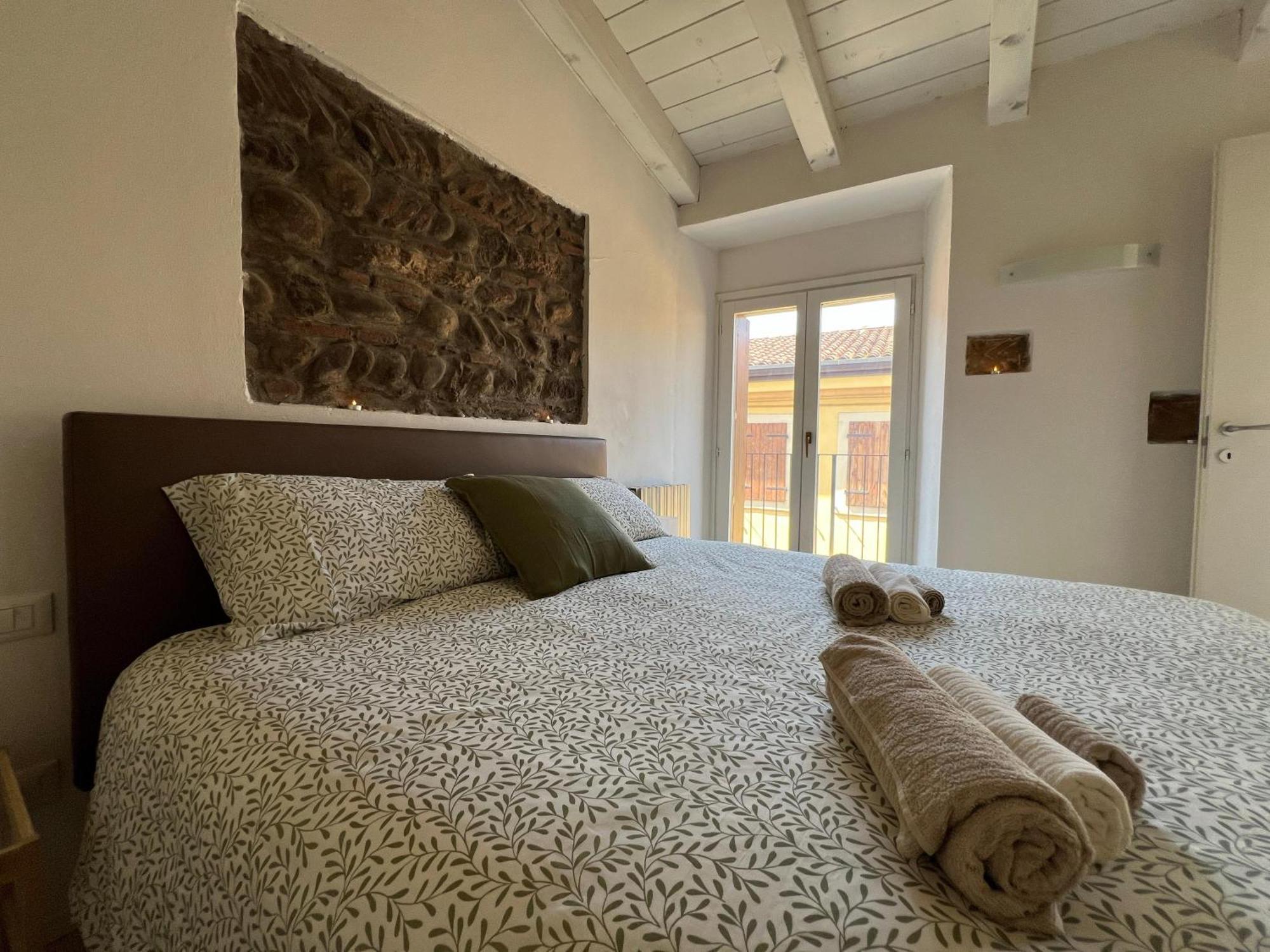 Casa Milu - Vicolo Satiro, Old Town Apartment Verona